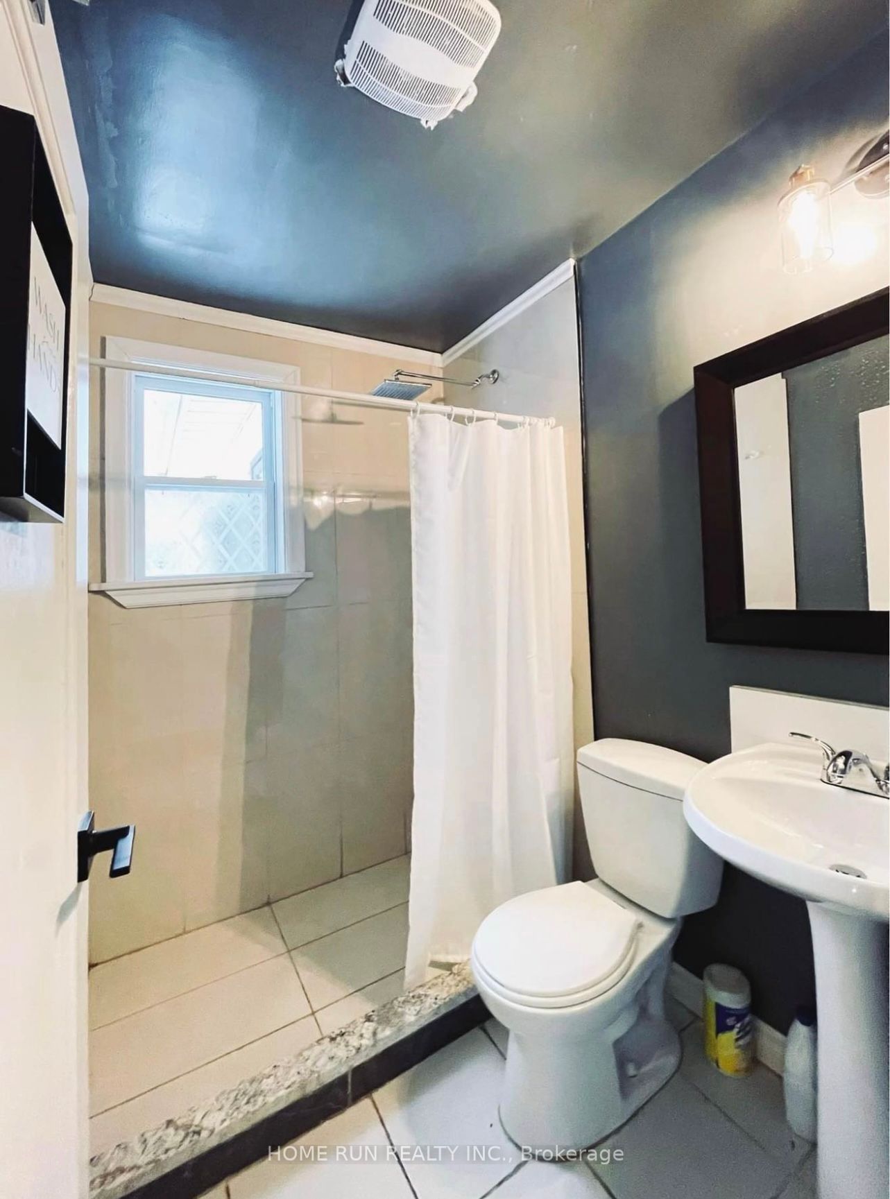 378 Enfield Avenue Property Photo 6