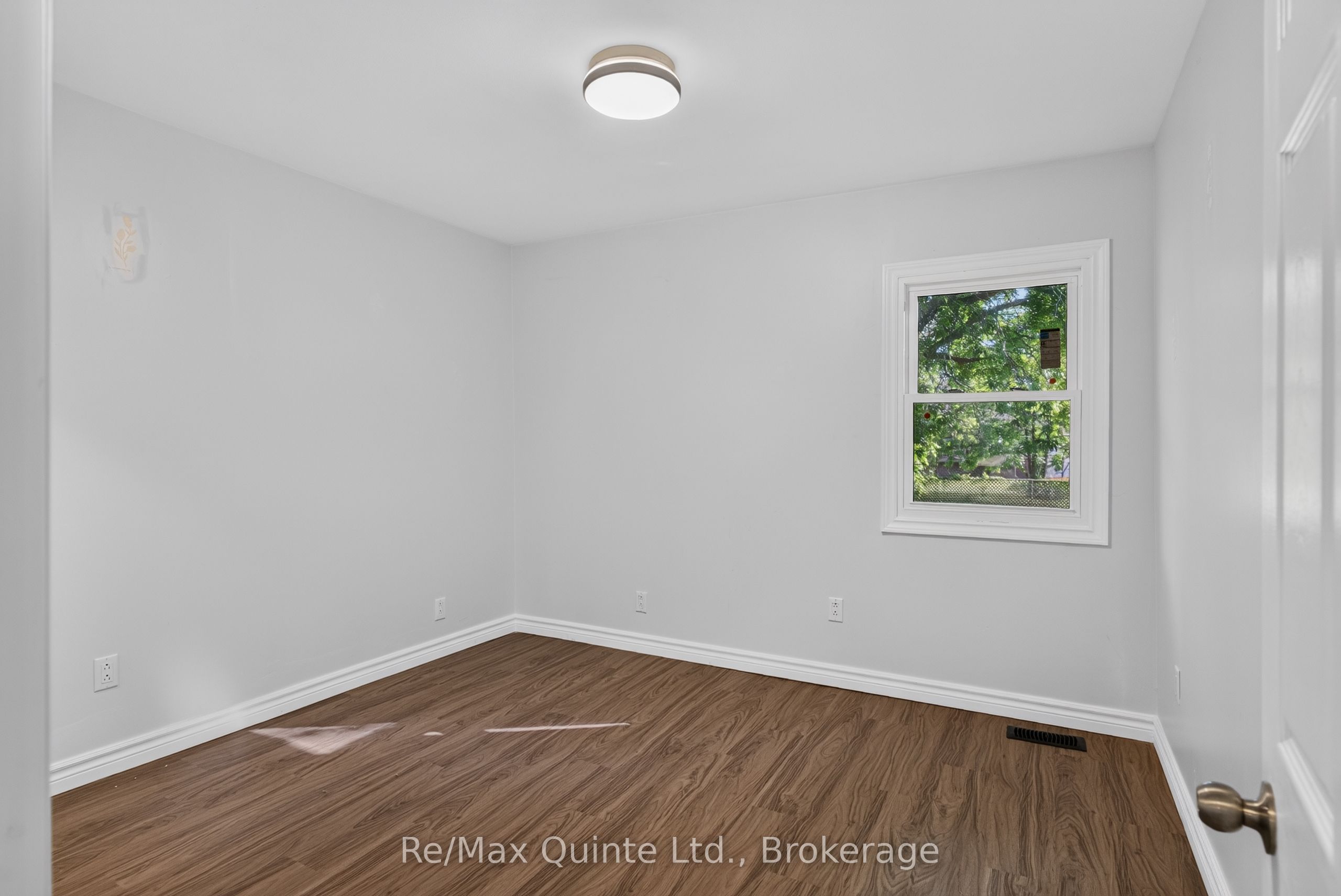 219 Marmora Street Property Photo 18