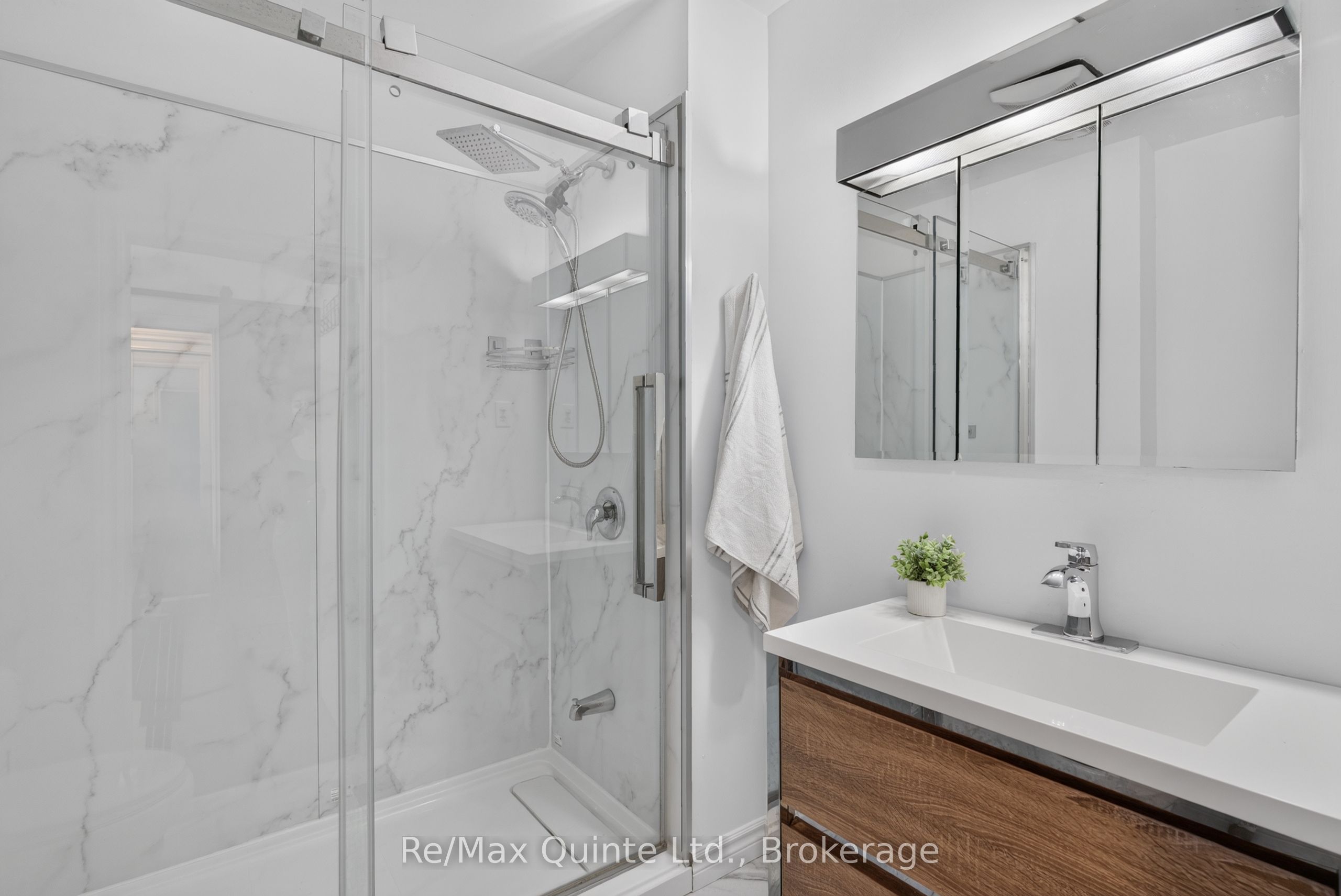 219 Marmora Street Property Photo 20
