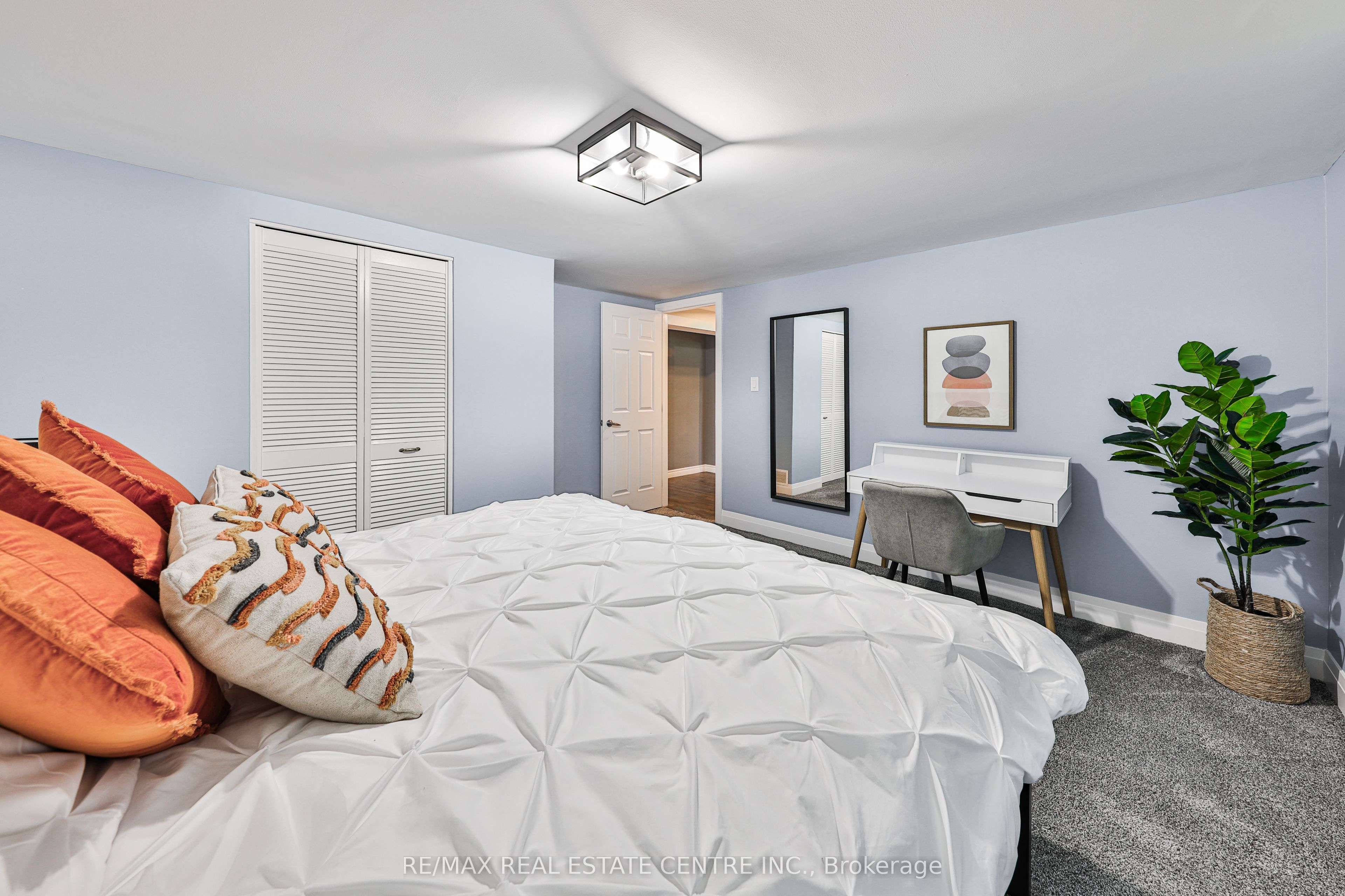172 Hanover Place Property Photo 32