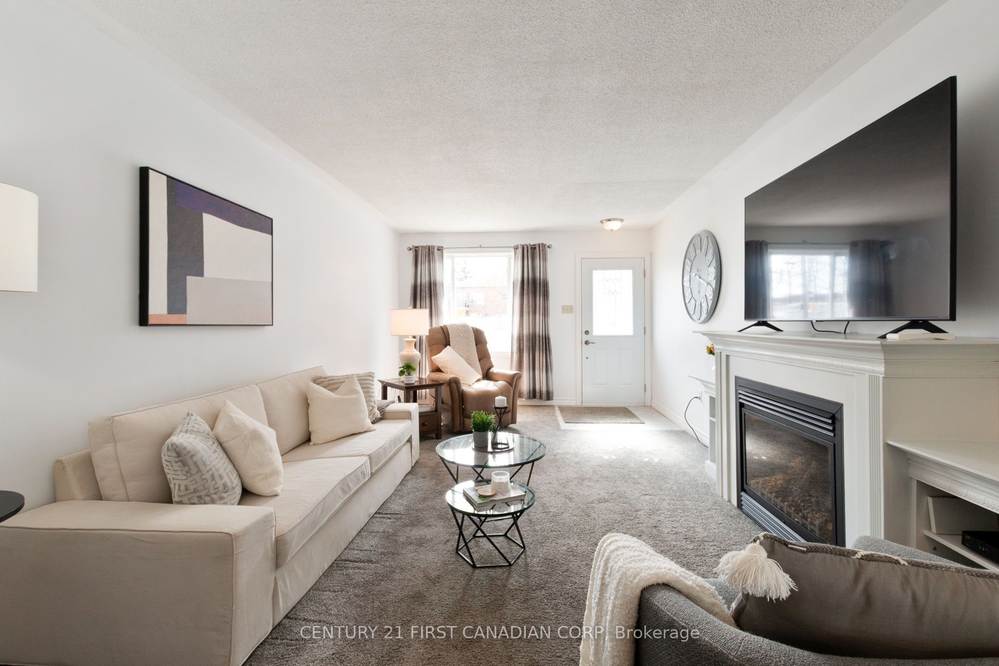 1099 Byron Baseline Road Property Photo 6