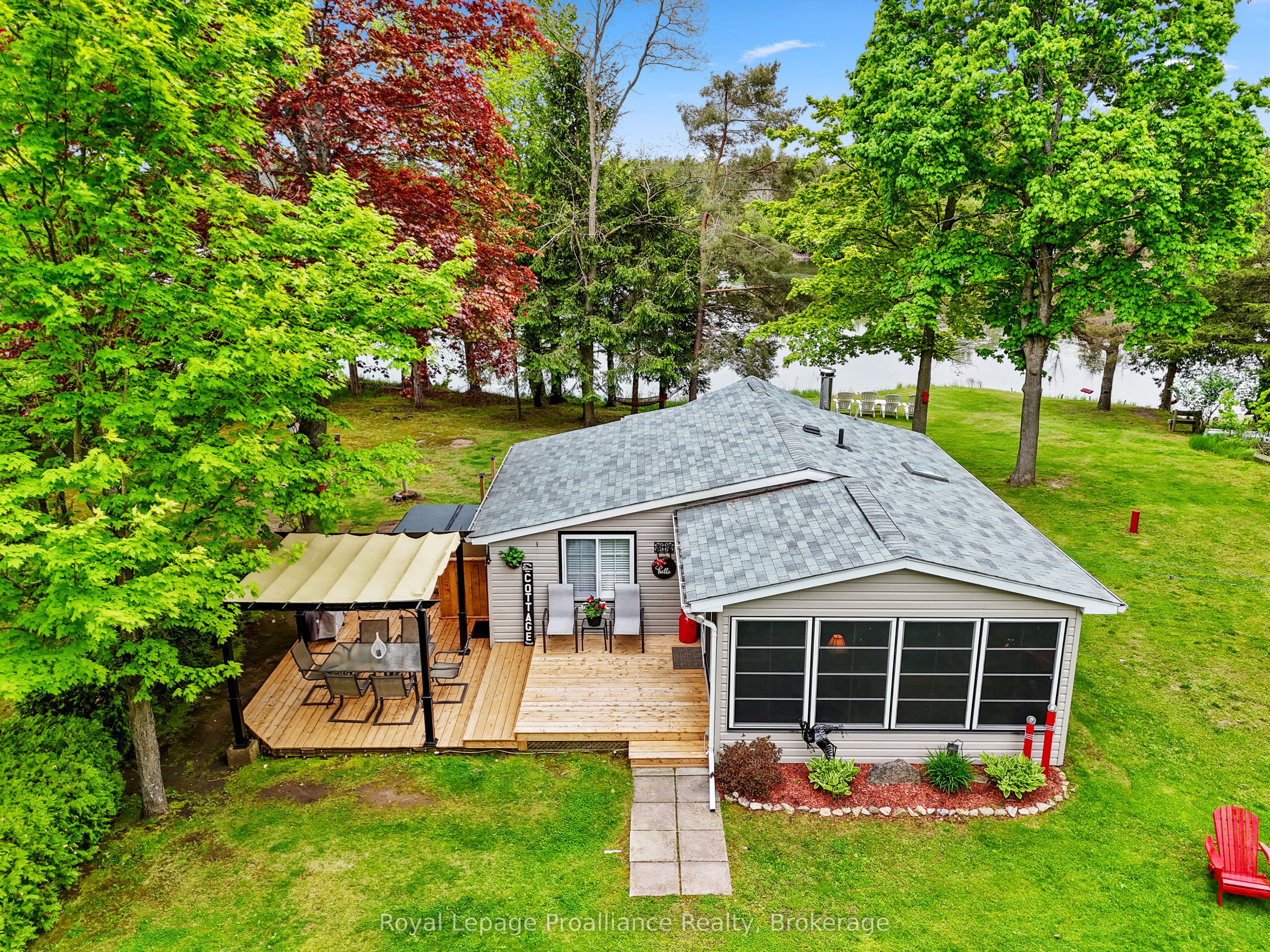 249 4th Line E A Property Photo 1