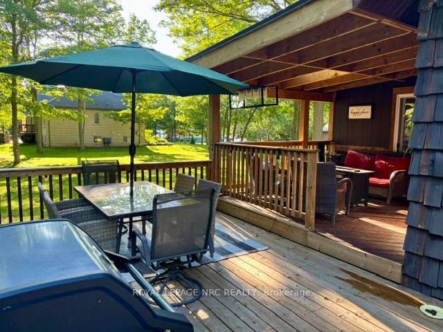 4882 Mapleview Crescent Property Photo 27