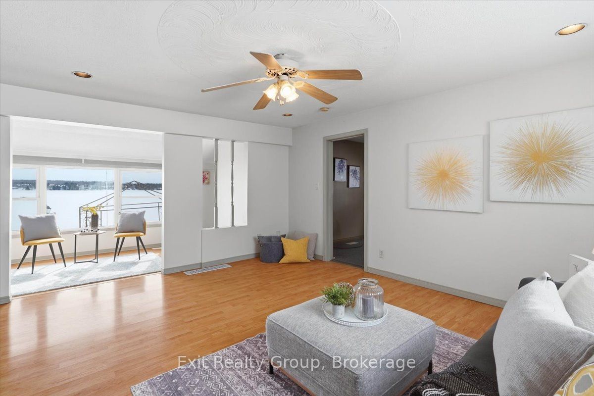 1083 Lakeside Drive Property Photo 9