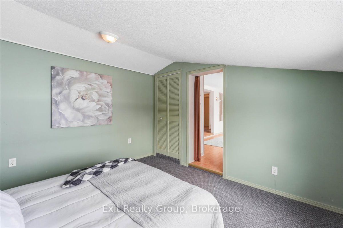 1083 Lakeside Drive Property Photo 17