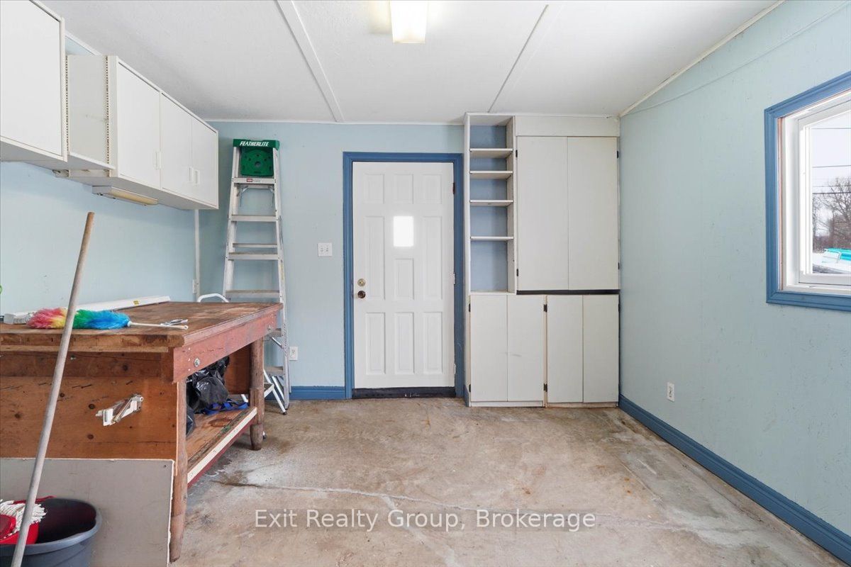 1083 Lakeside Drive Property Photo 22