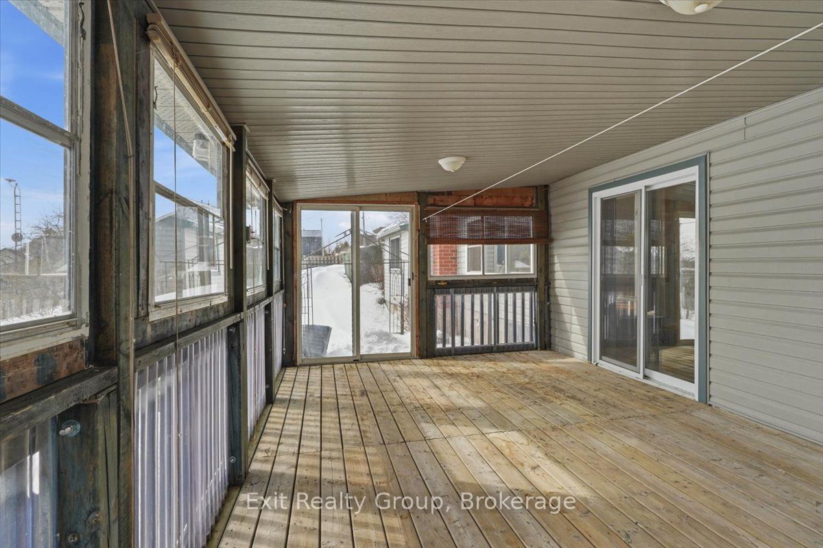 1083 Lakeside Drive Property Photo 25