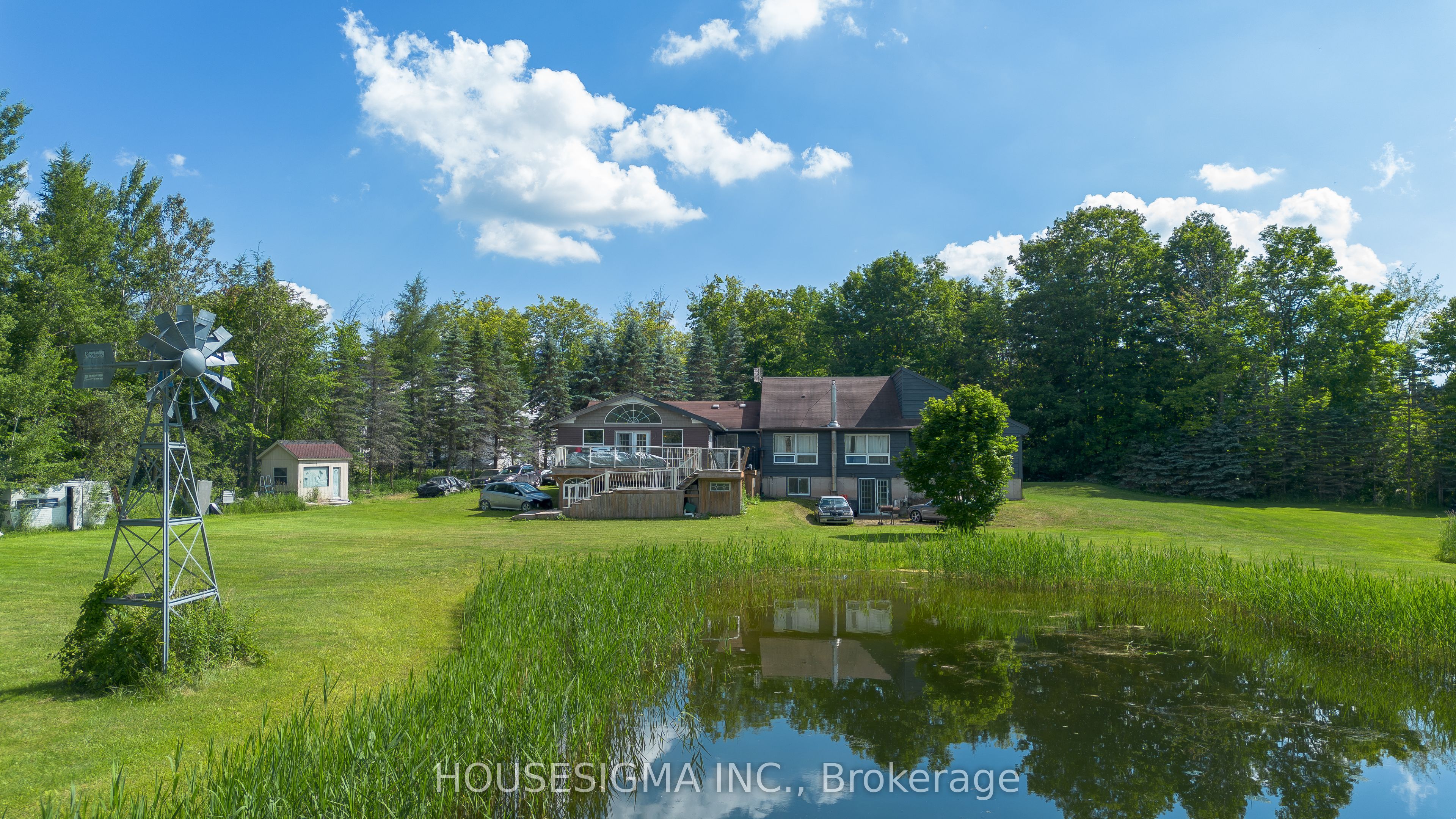 5647 First Line Property Photo 6