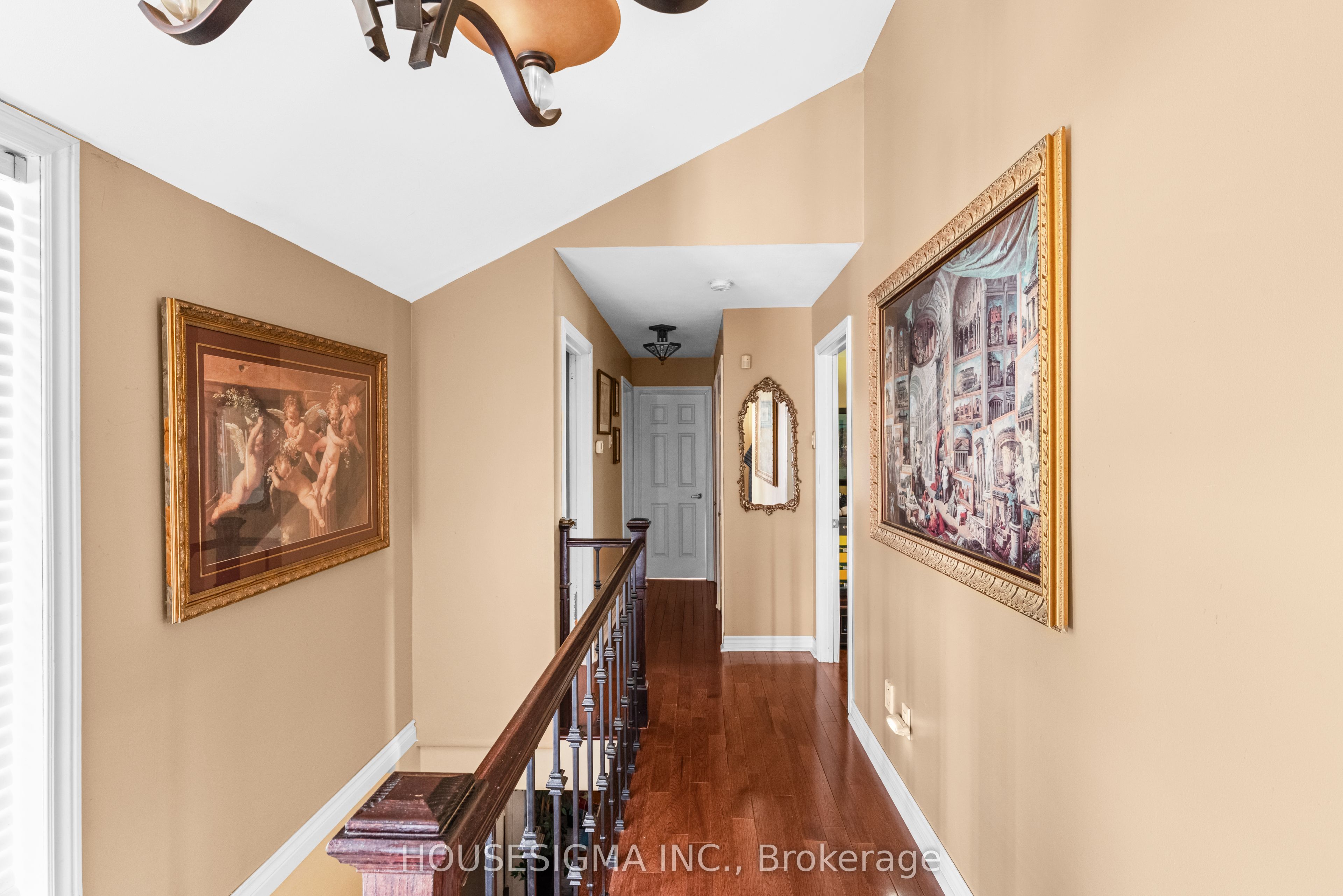 5647 First Line Property Photo 8