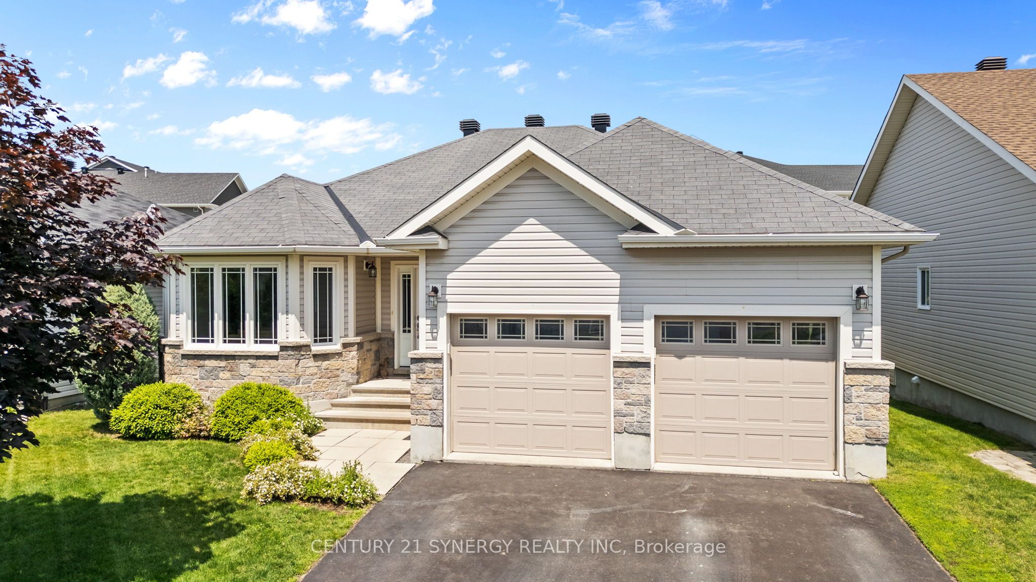 7 Westerra Way Property Photo 1