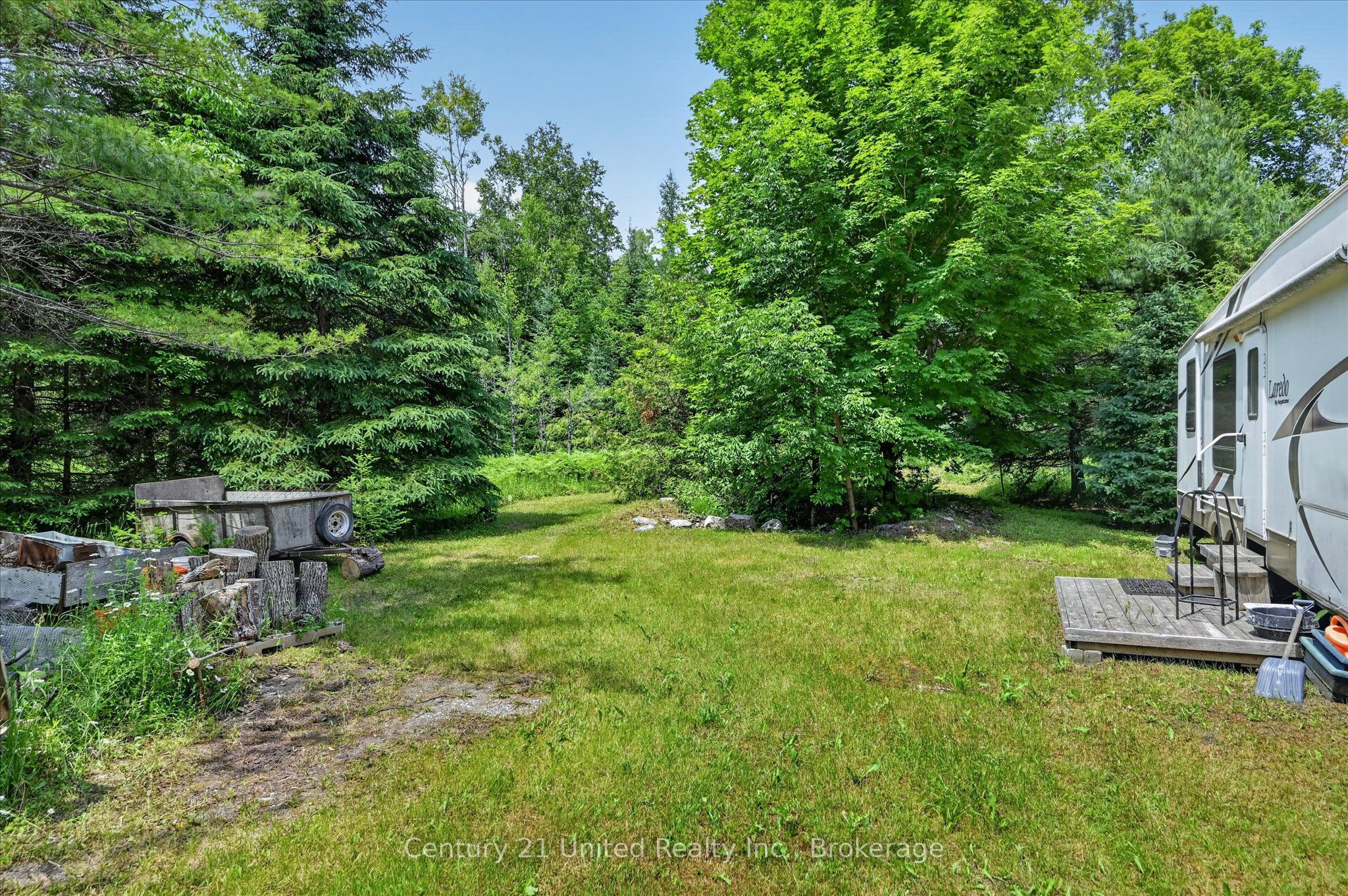 707 S Dummer 8th Line Road Property Photo 10