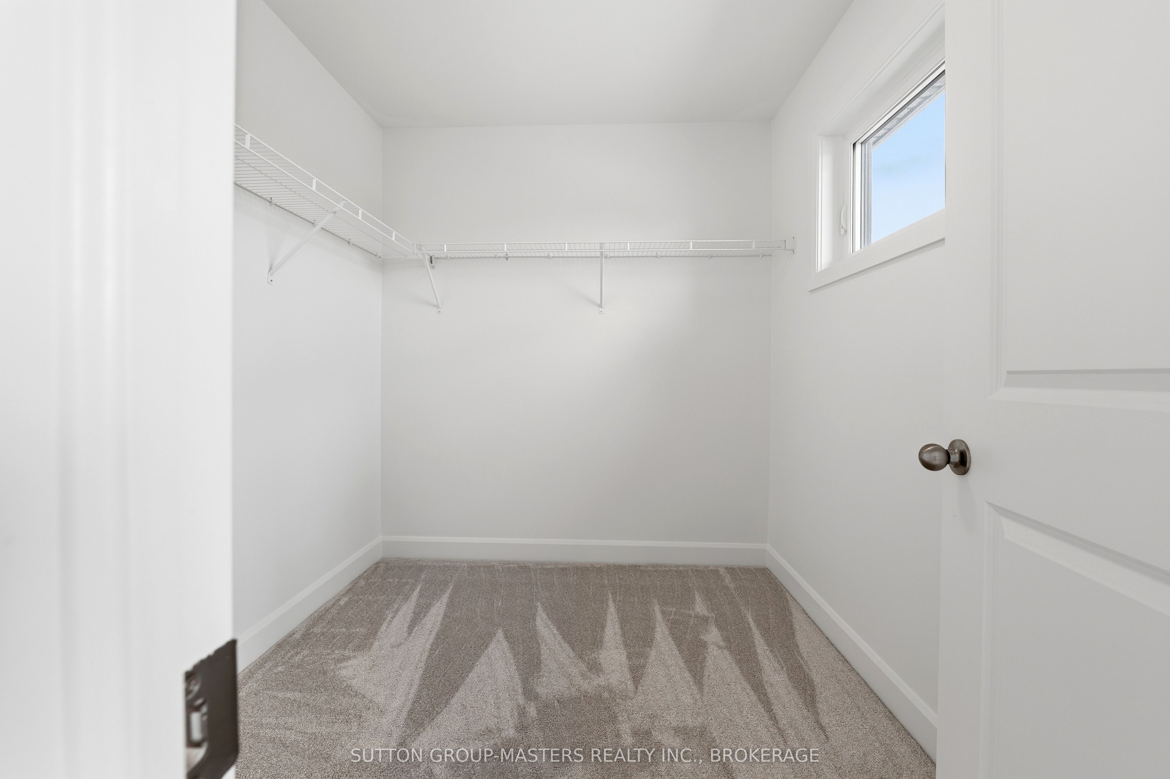 218 Superior Drive Property Photo 23
