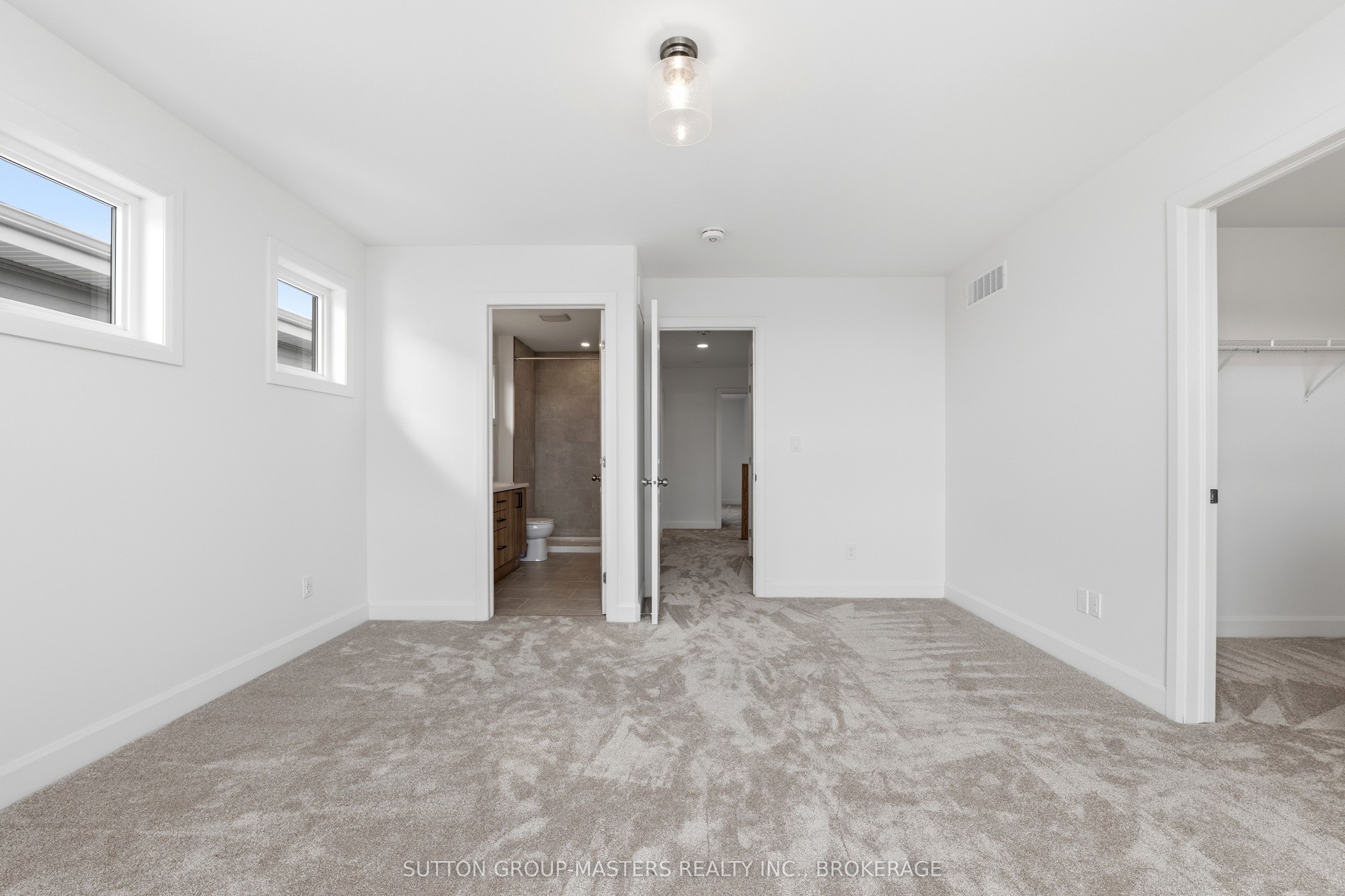 218 Superior Drive Property Photo 27