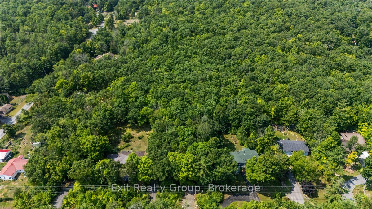 143 Marble Point Road Property Photo 3