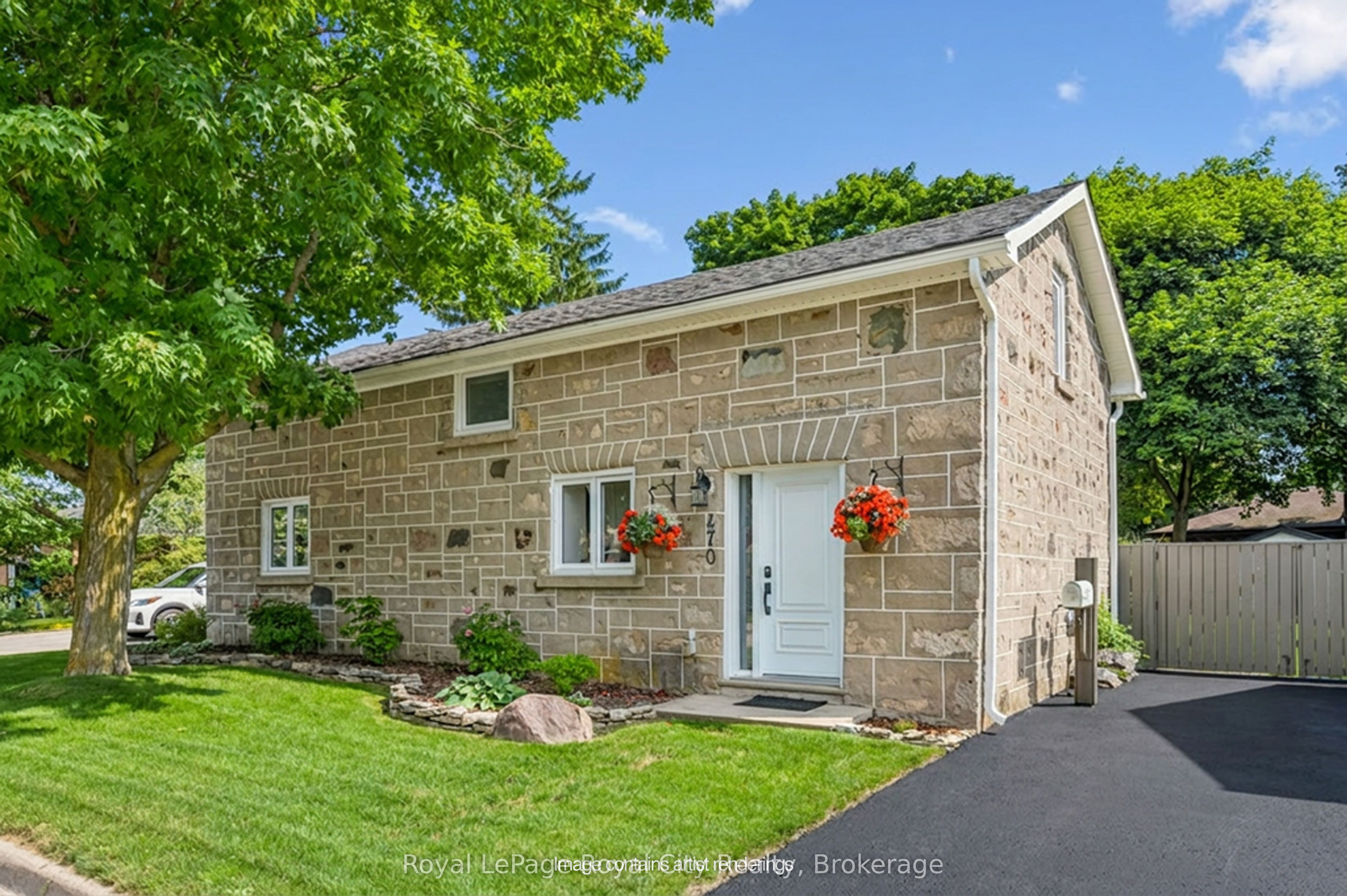 470 Perth Street Property Photo 1
