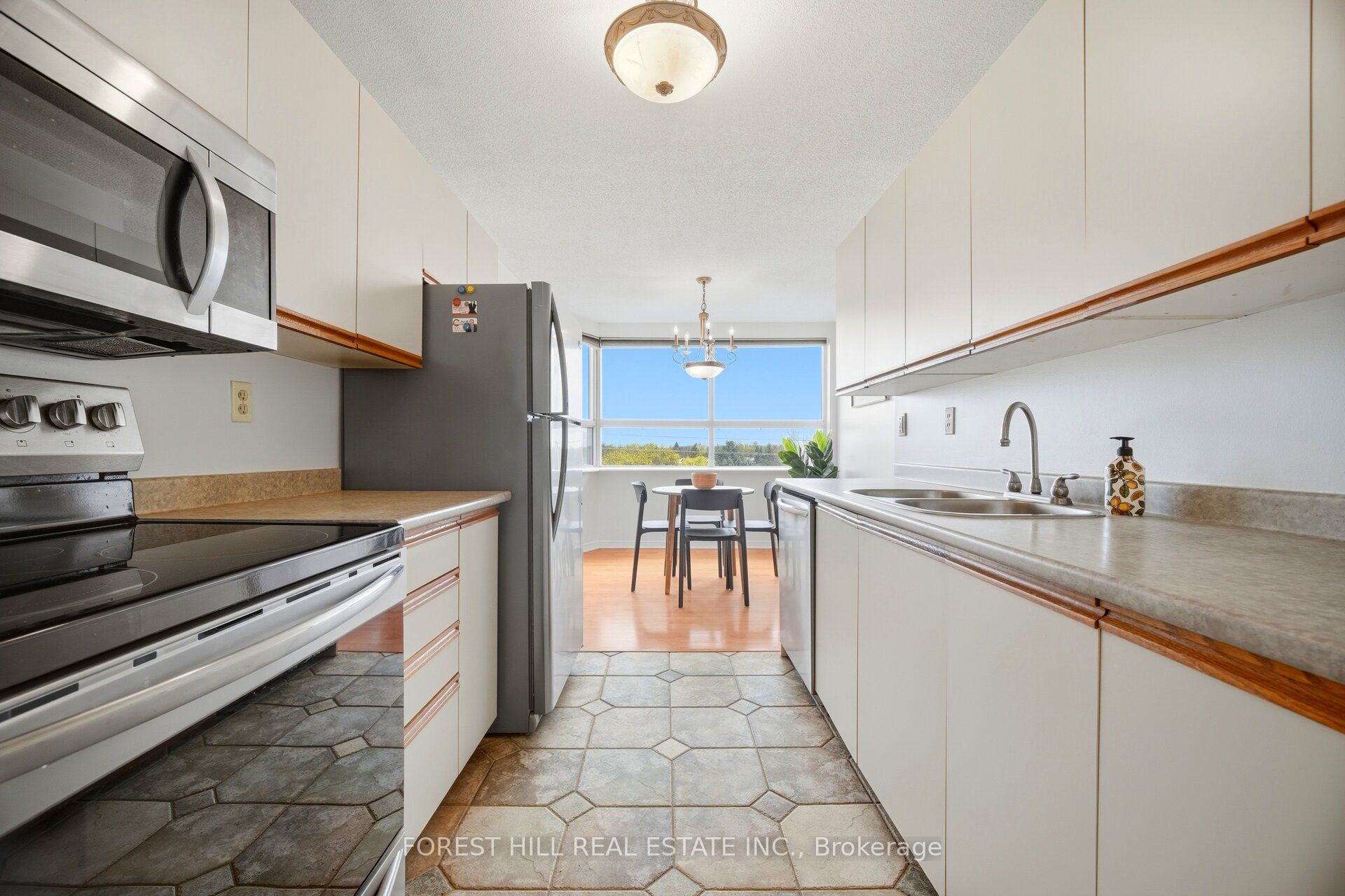 200 Jamieson Parkway 505 Property Photo 10