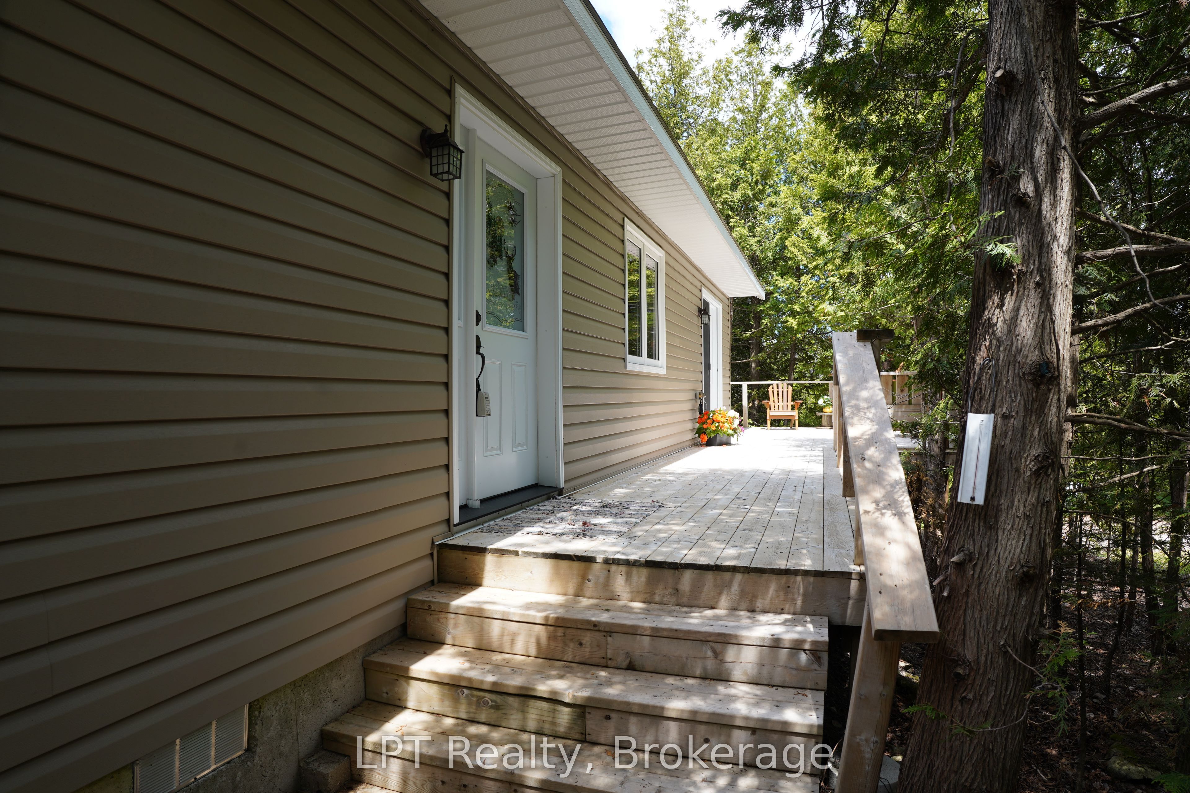 454 Highway 6 Property Photo 9