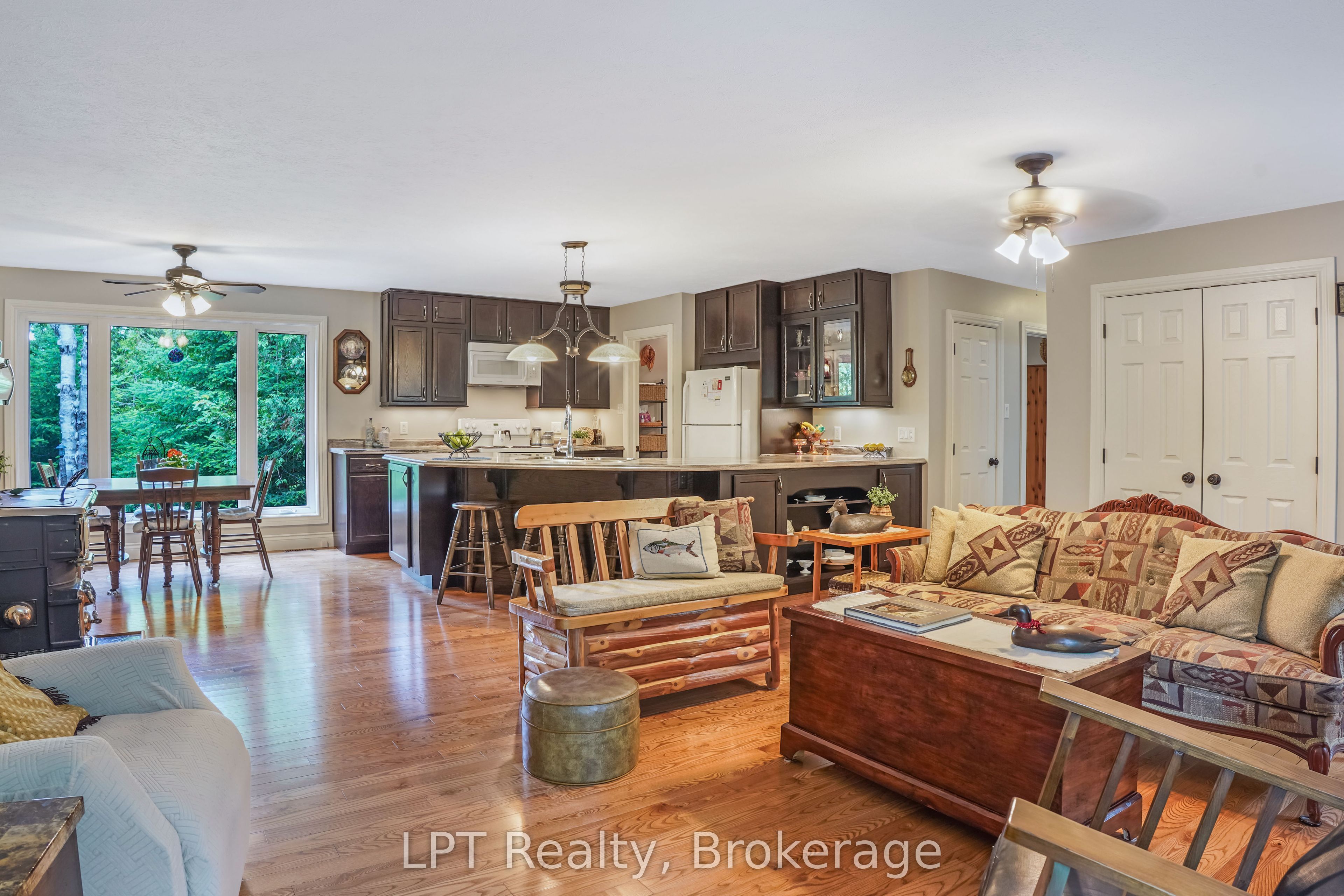 454 Highway 6 Property Photo 12
