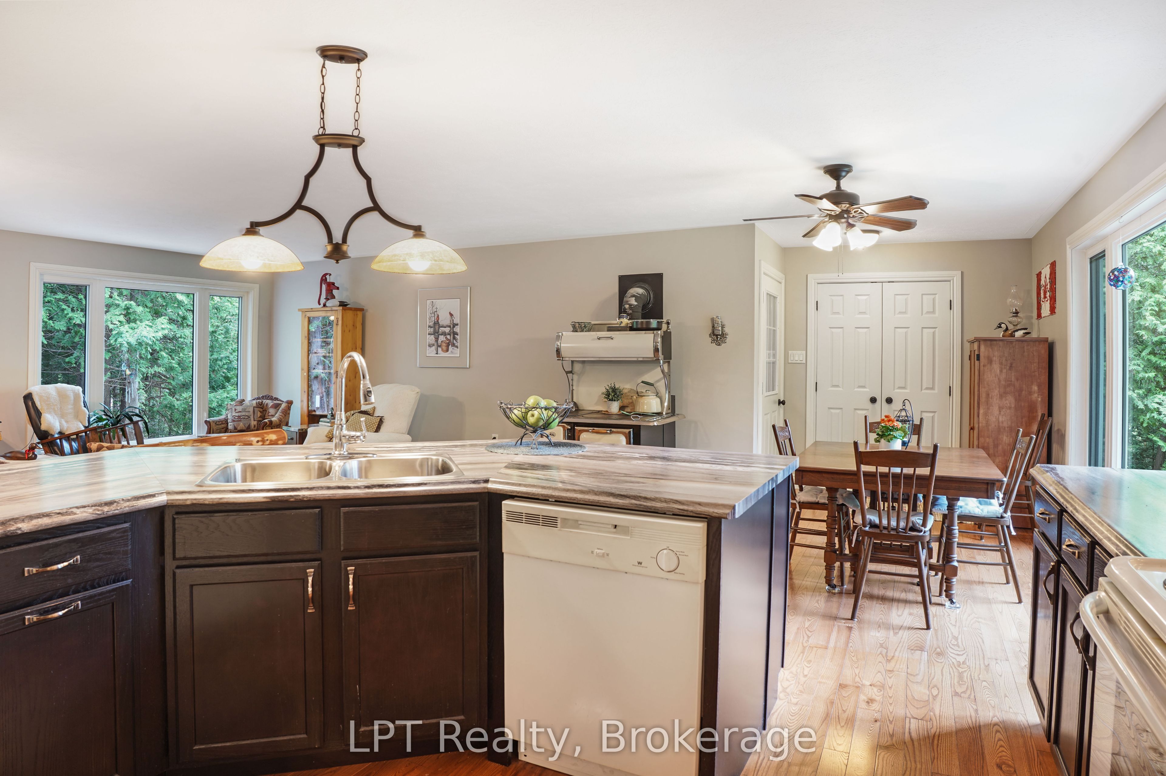 454 Highway 6 Property Photo 15