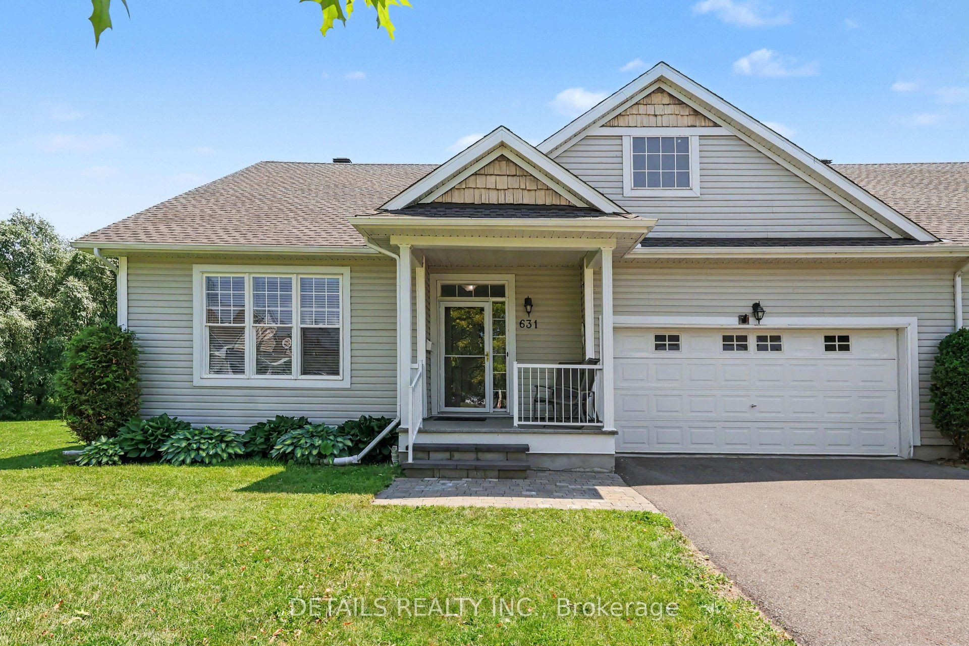 631 Country Trail Property Photo 1