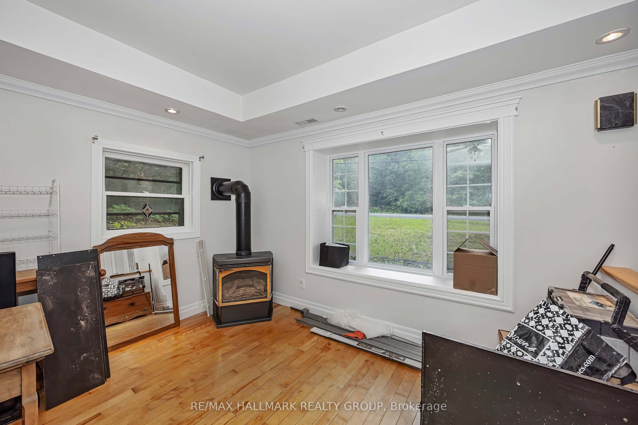 4982 Rideau River Road Property Photo 4