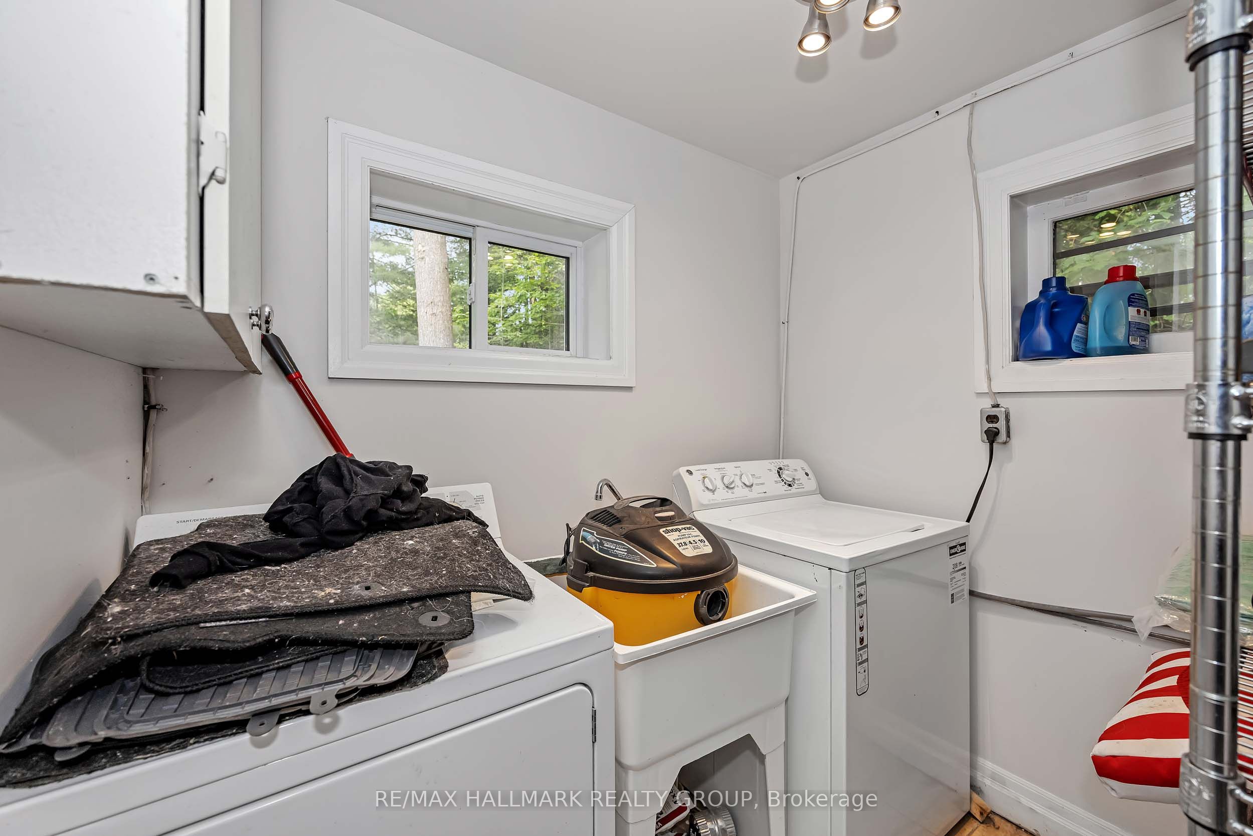 4982 Rideau River Road Property Photo 10