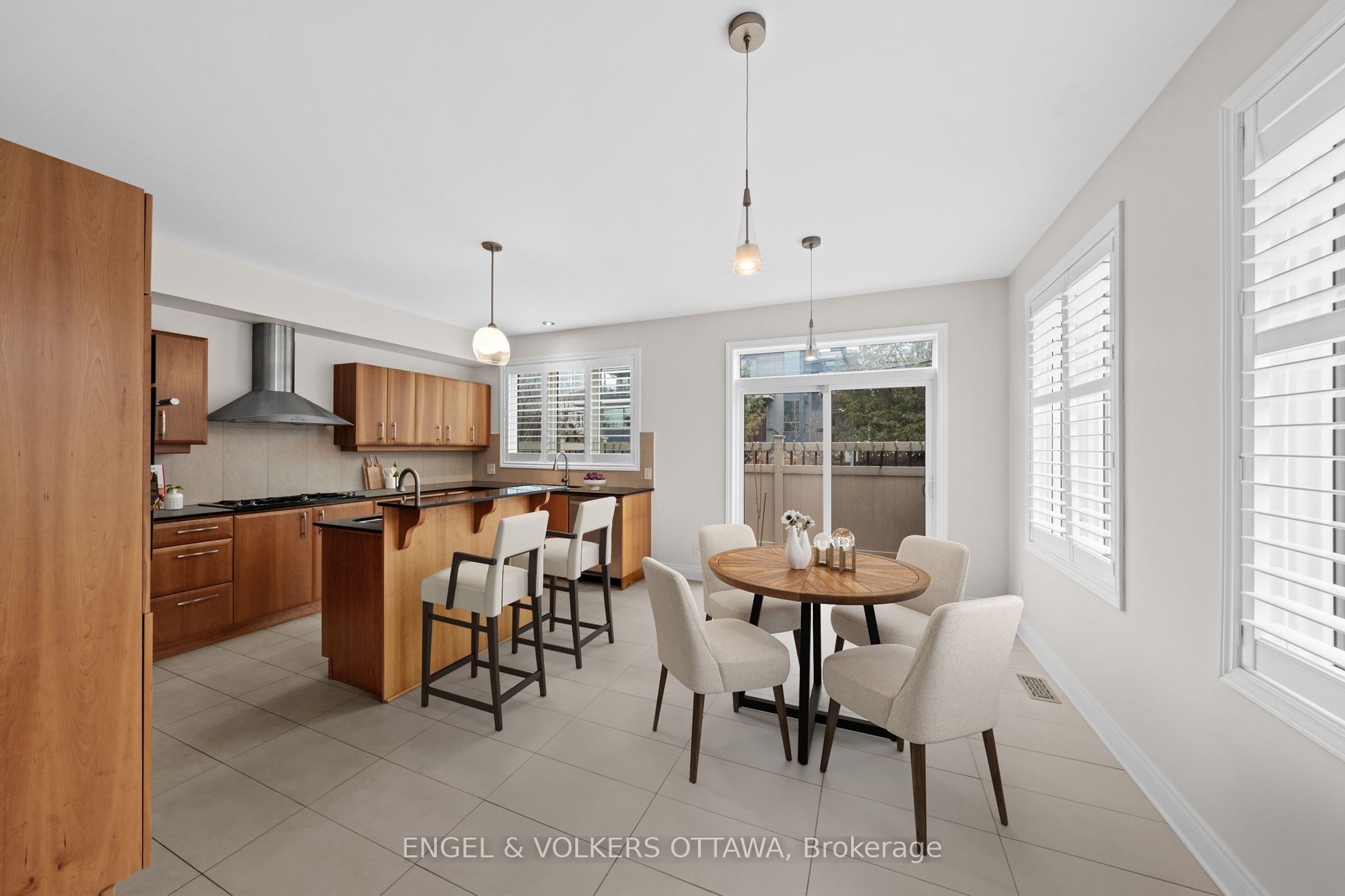 249 Atlantis Avenue Property Photo 6