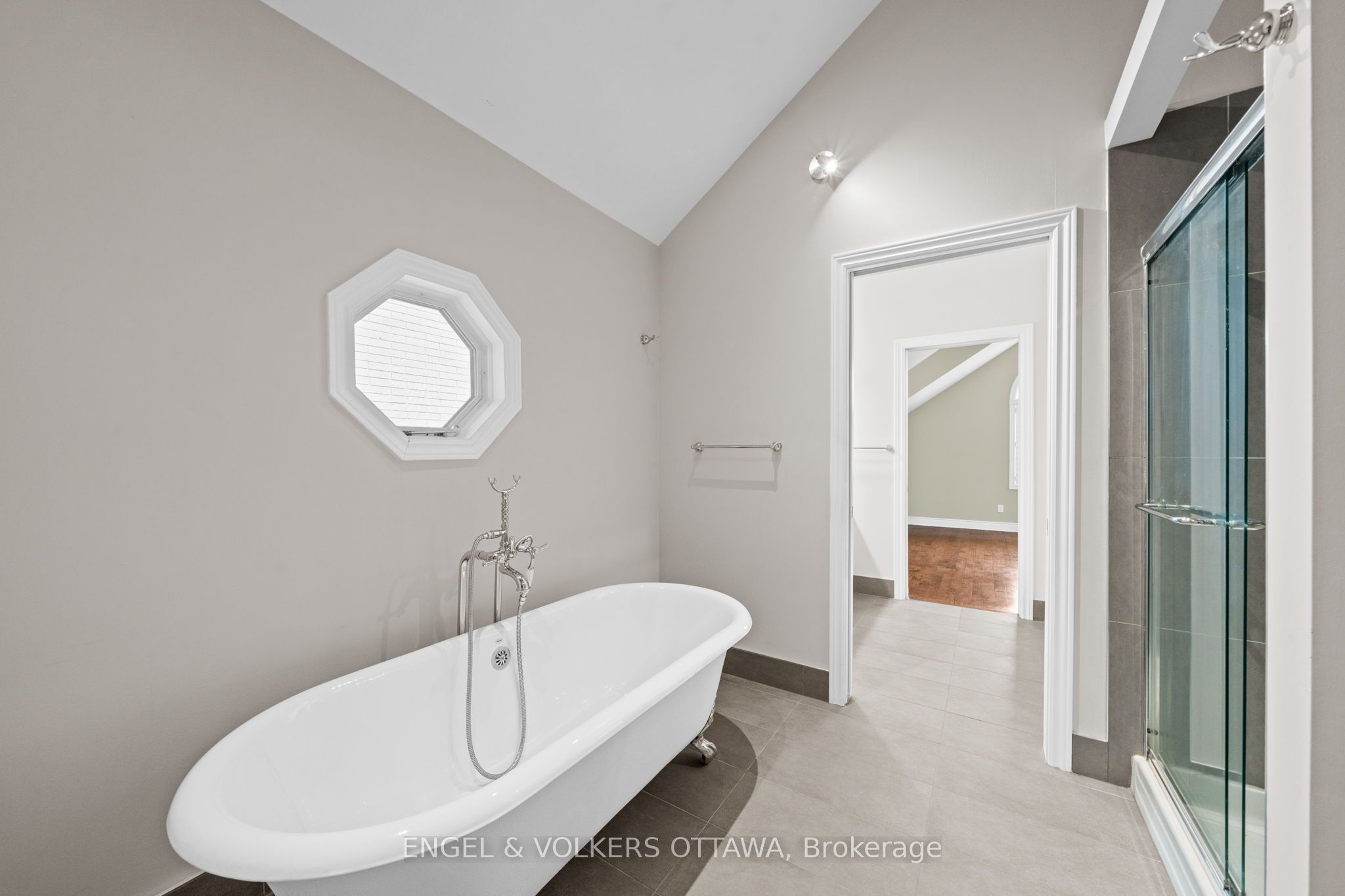249 Atlantis Avenue Property Photo 12