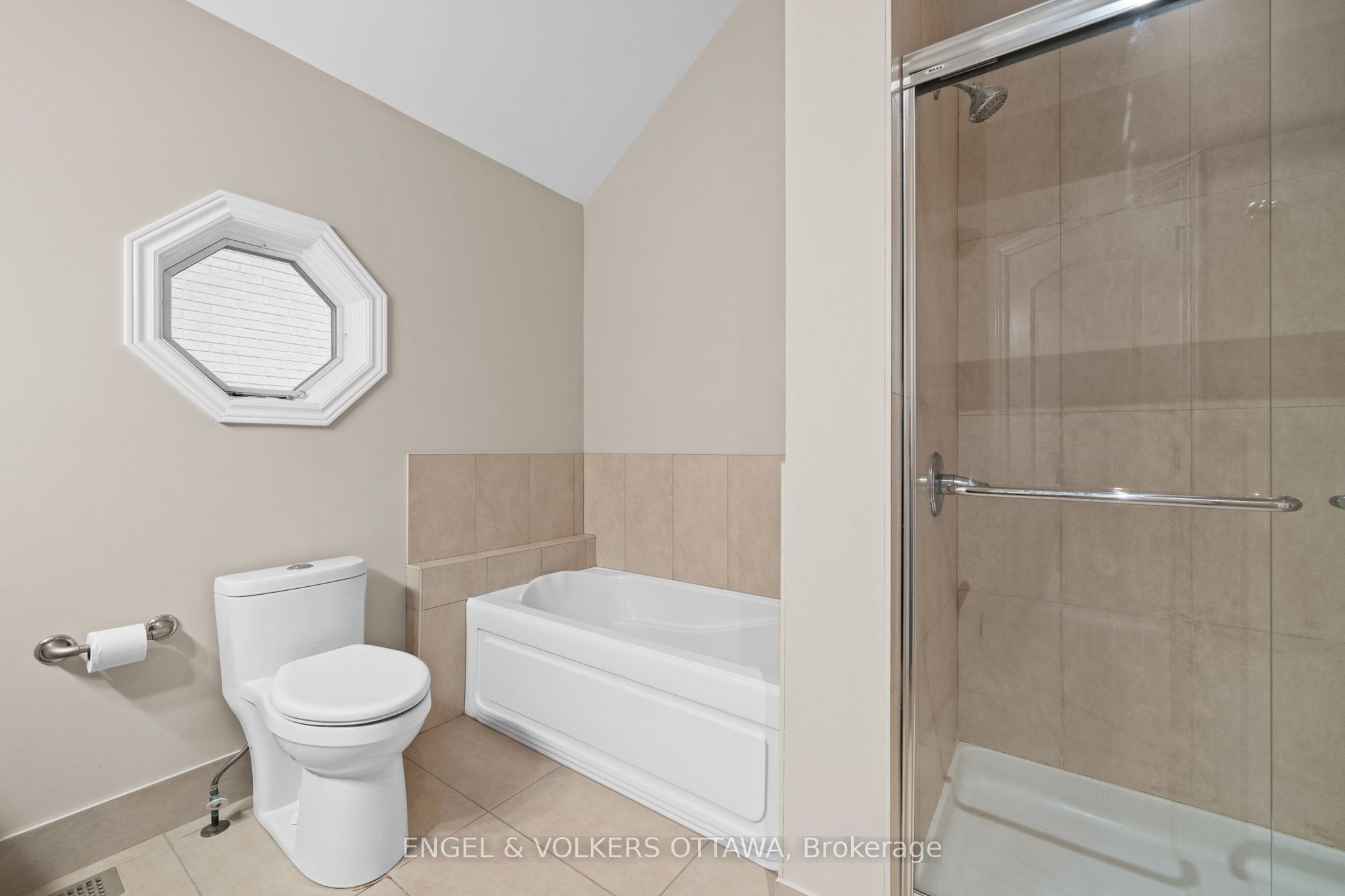 249 Atlantis Avenue Property Photo 15
