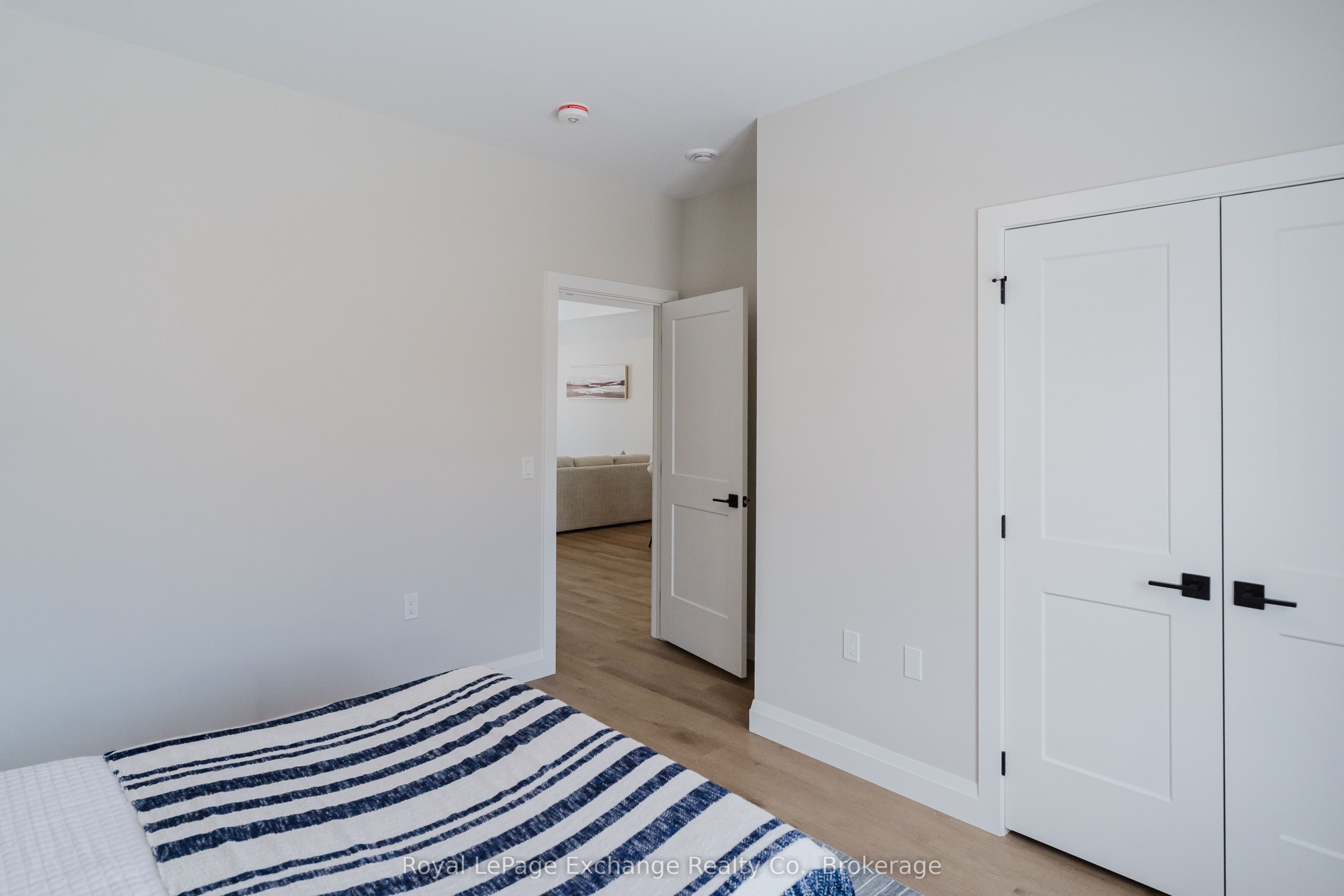 1071 Waterloo Street N Unit 42 Property Photo 13