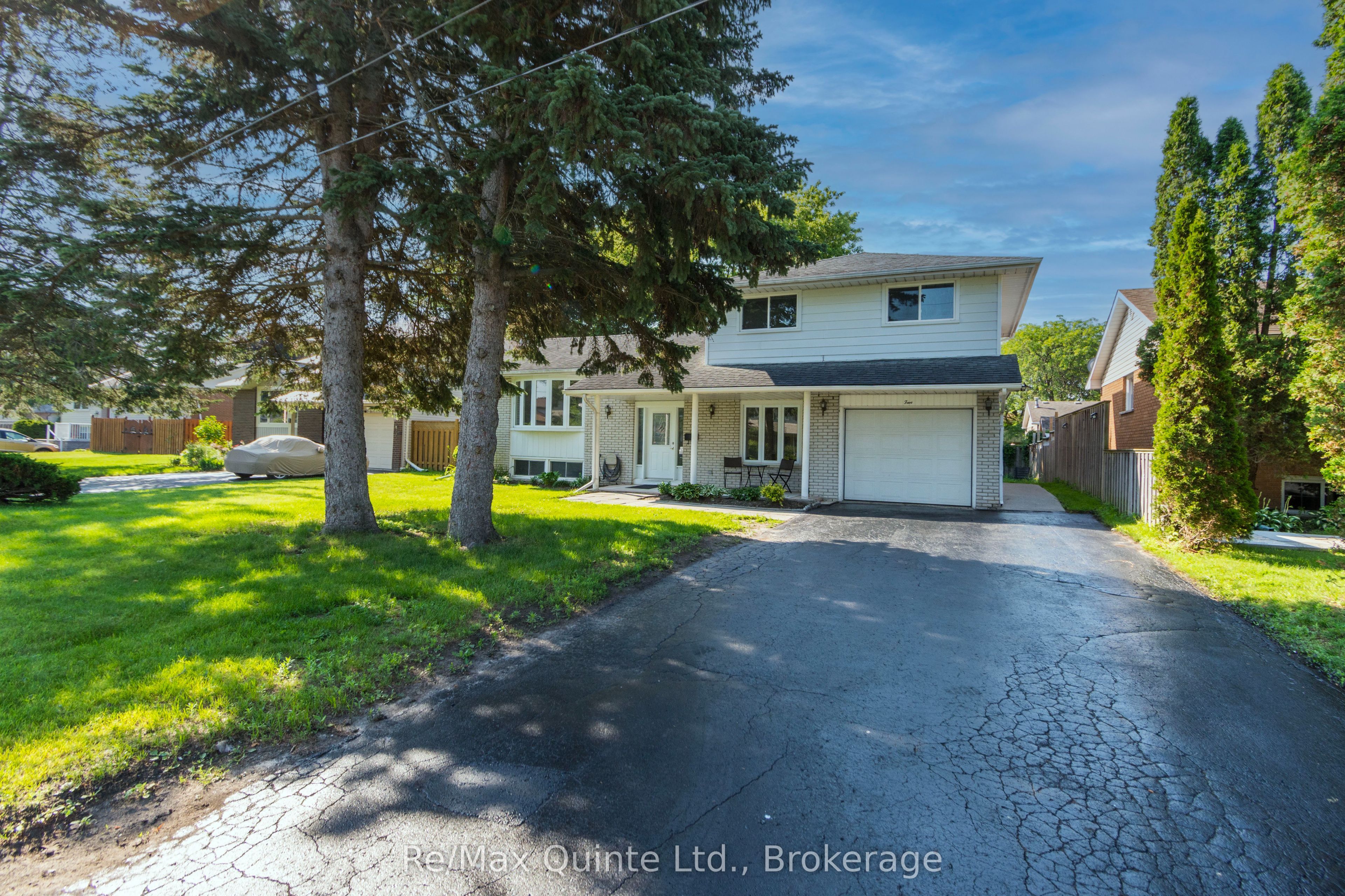 5 Flint Drive Property Photo 2