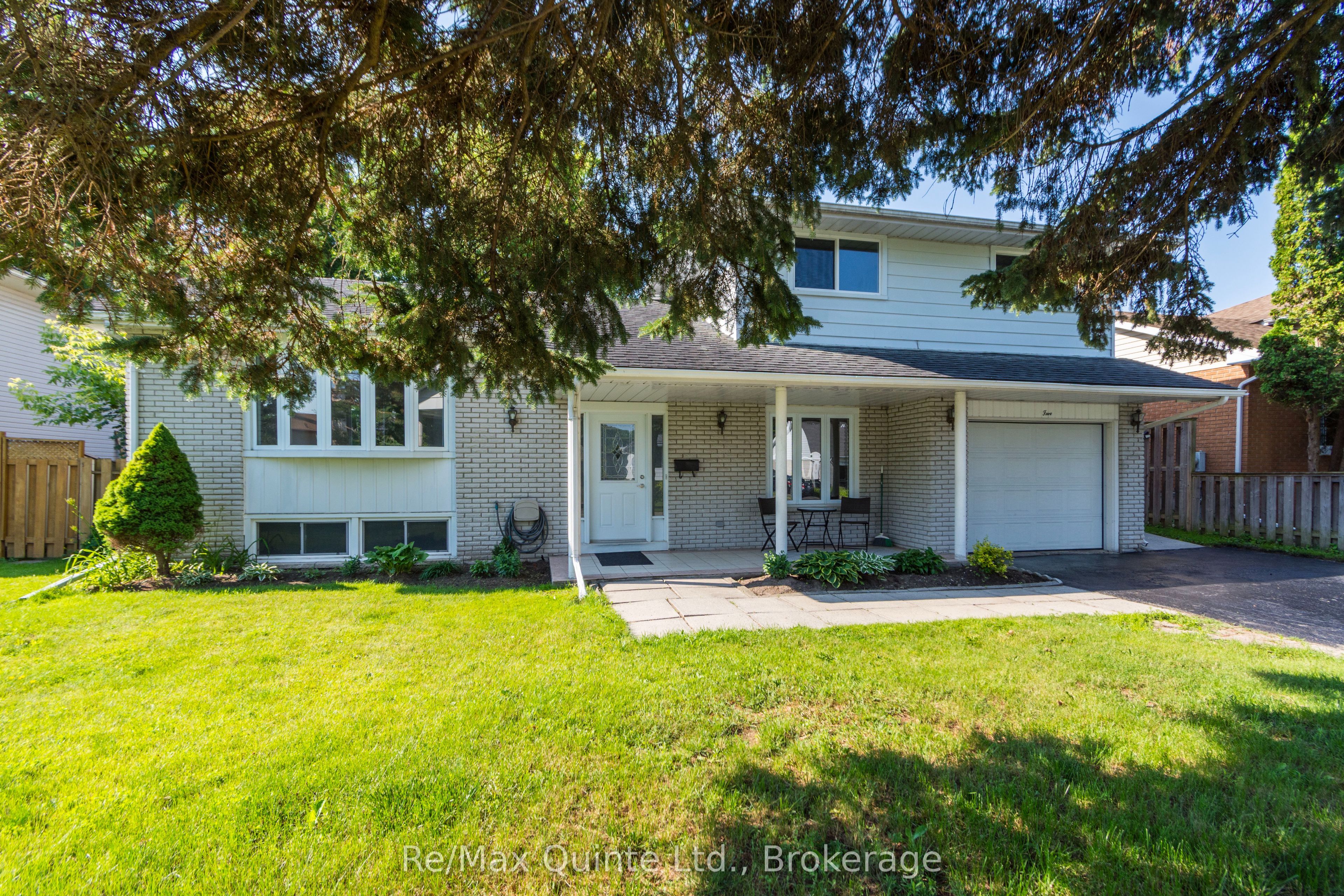 5 Flint Drive Property Photo 3