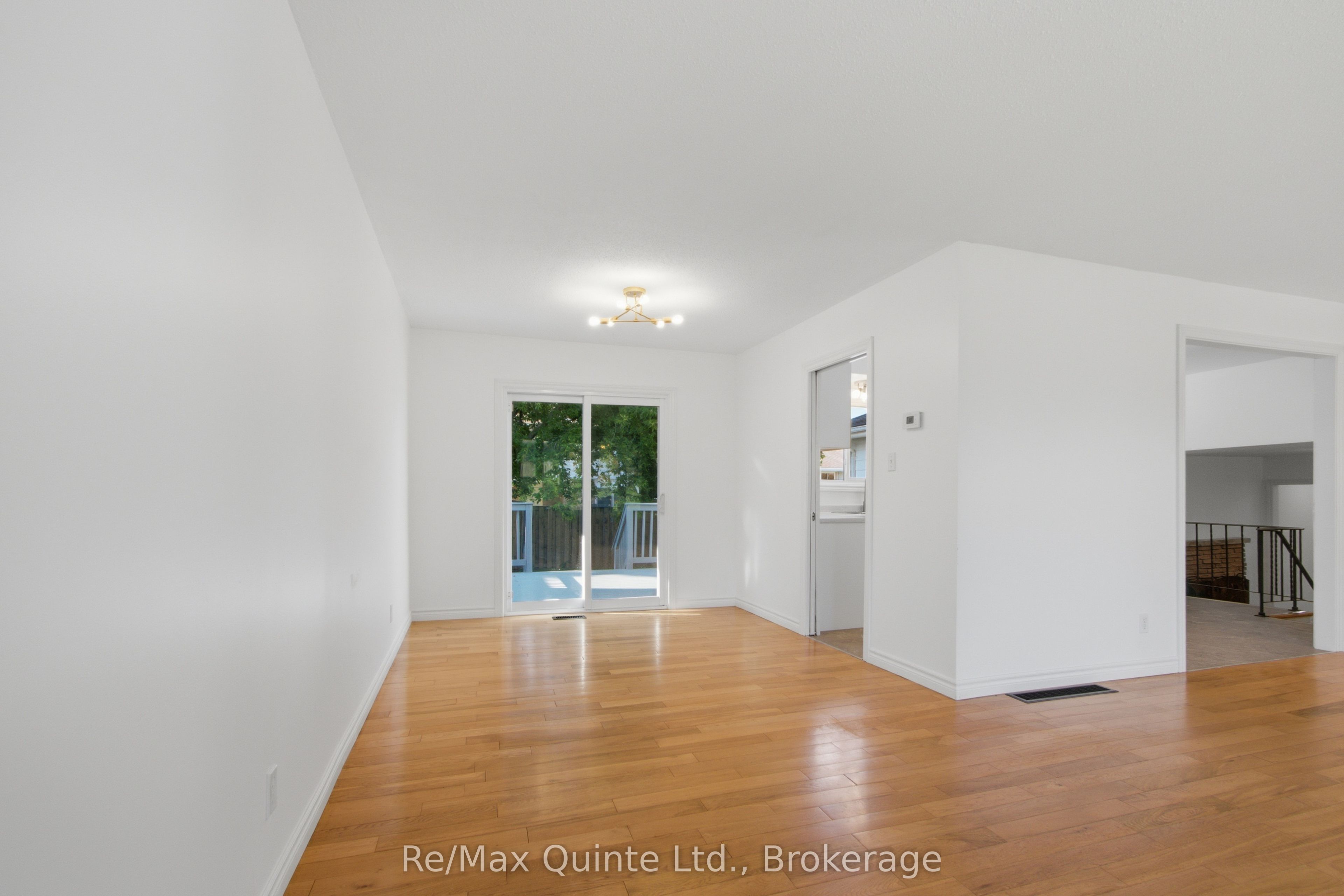 5 Flint Drive Property Photo 8