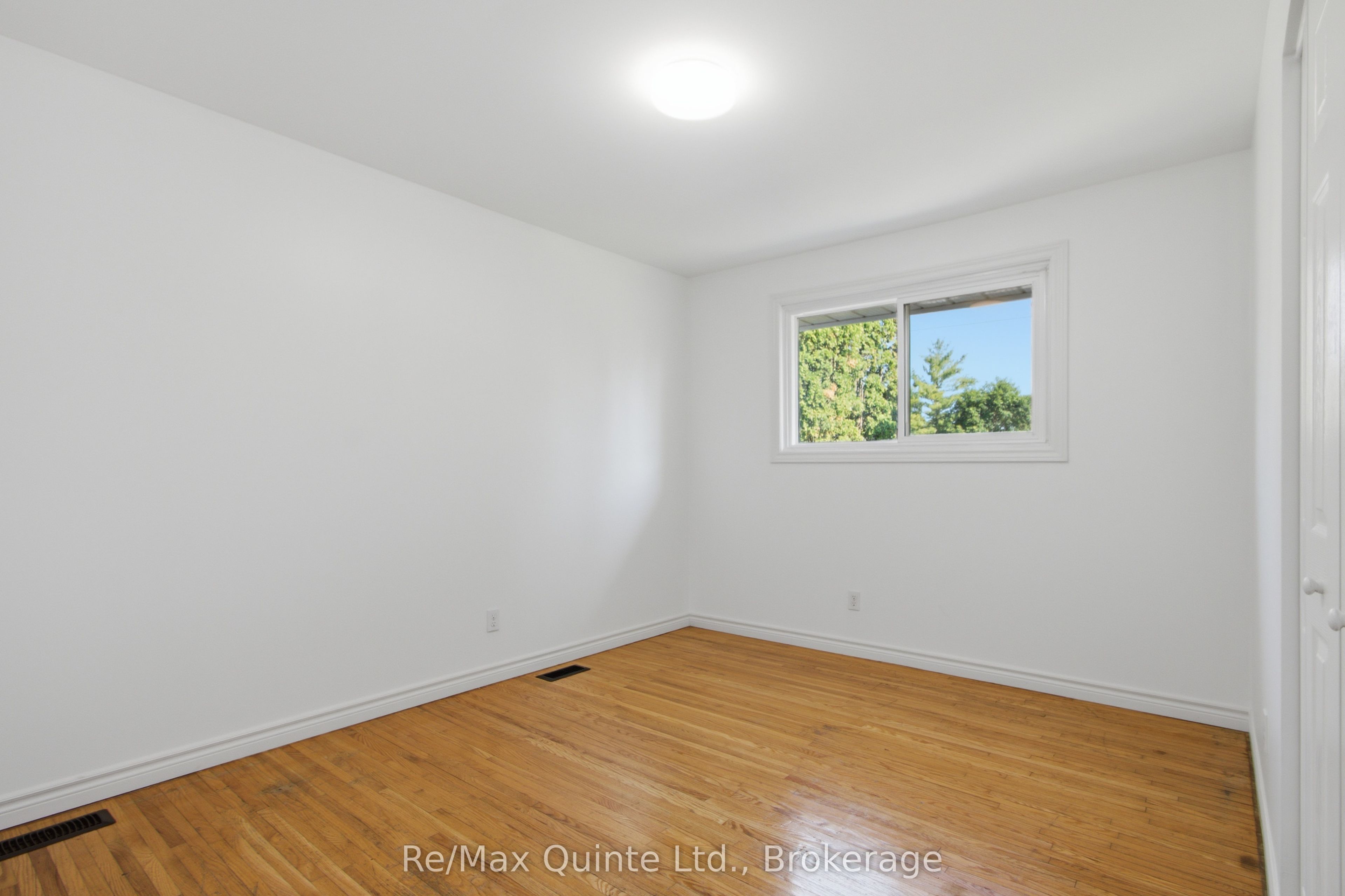 5 Flint Drive Property Photo 18