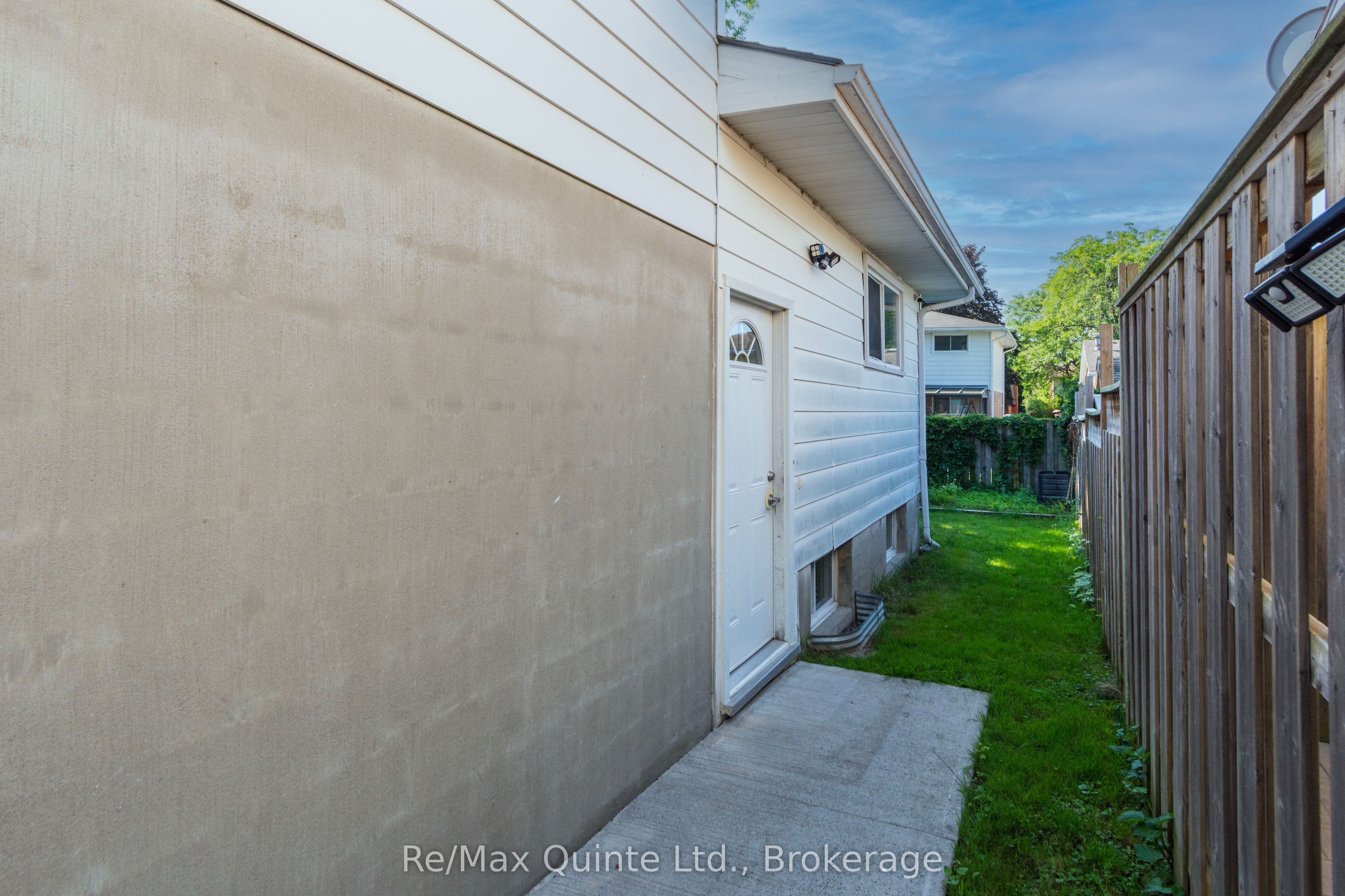 5 Flint Drive Property Photo 25