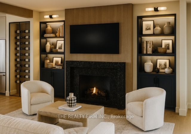 54 Royal Crescent Property Photo 15
