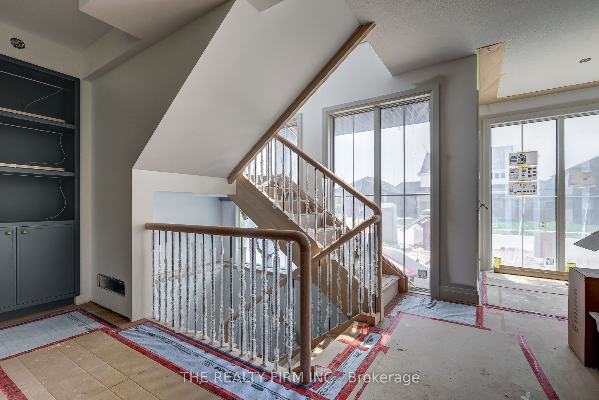 54 Royal Crescent Property Photo 16