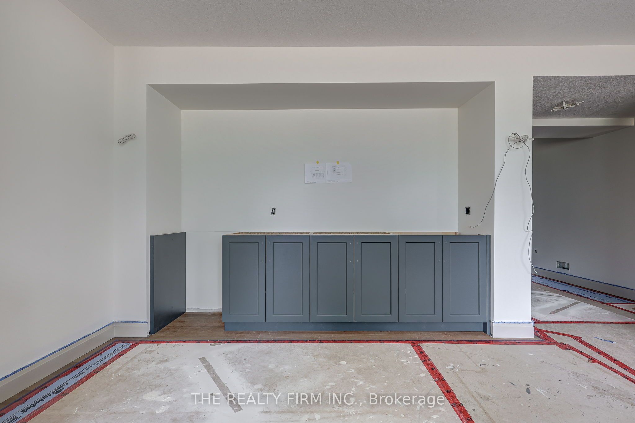 54 Royal Crescent Property Photo 23