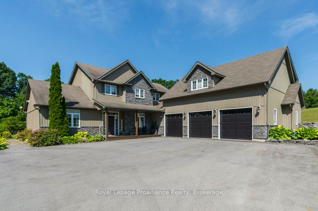 402 Fiddick Road Property Photo 1