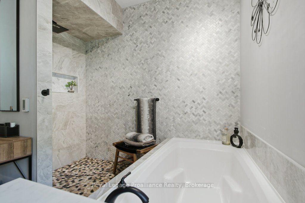 402 Fiddick Road Property Photo 20