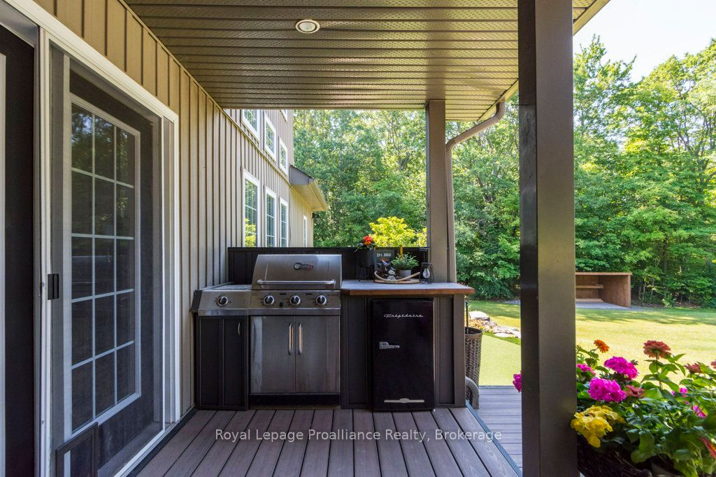 402 Fiddick Road Property Photo 32