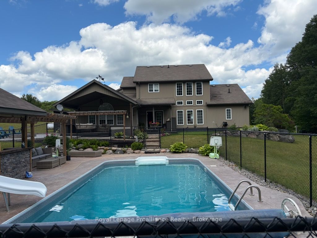 402 Fiddick Road Property Photo 38
