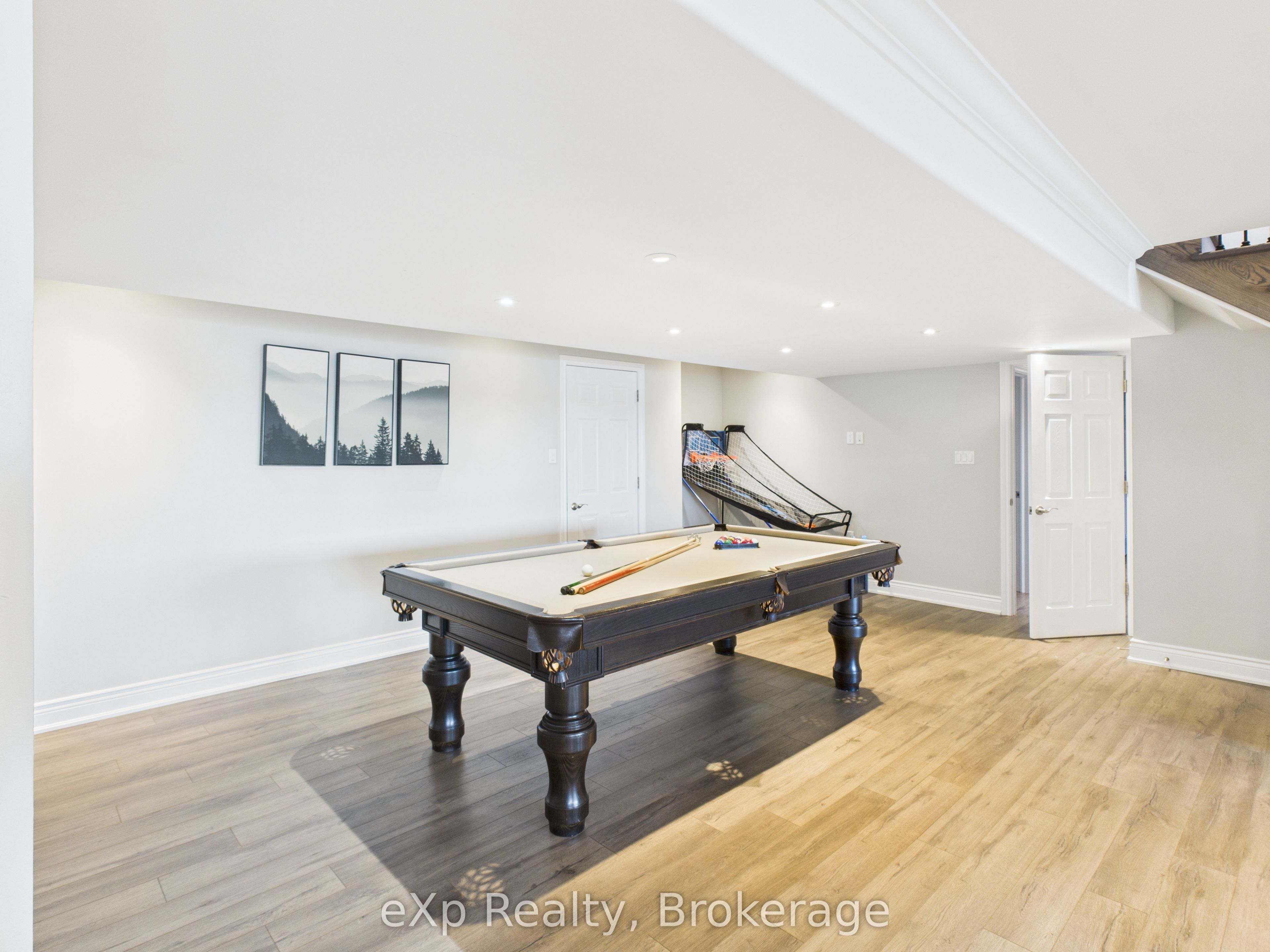 197 Balmy Beach Road Property Photo 25