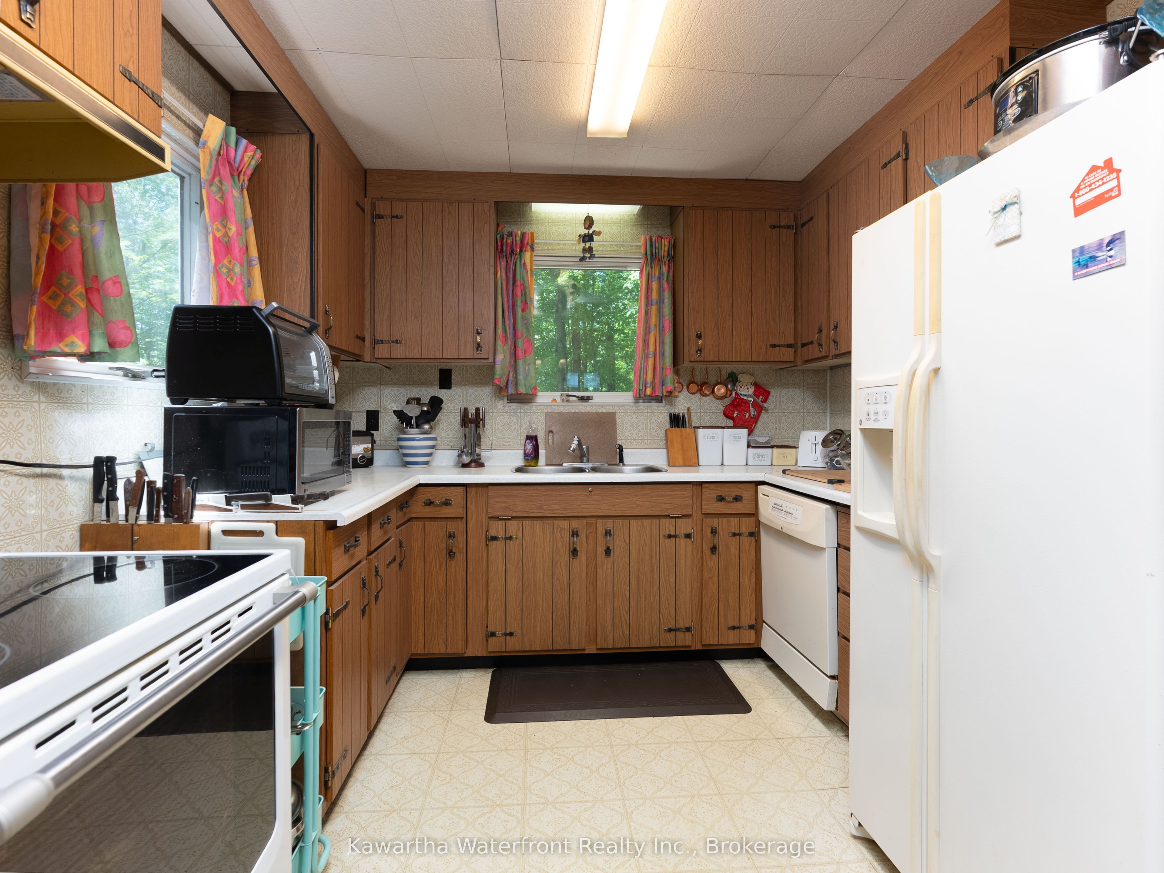 14 Baker Boulevard Property Photo 9