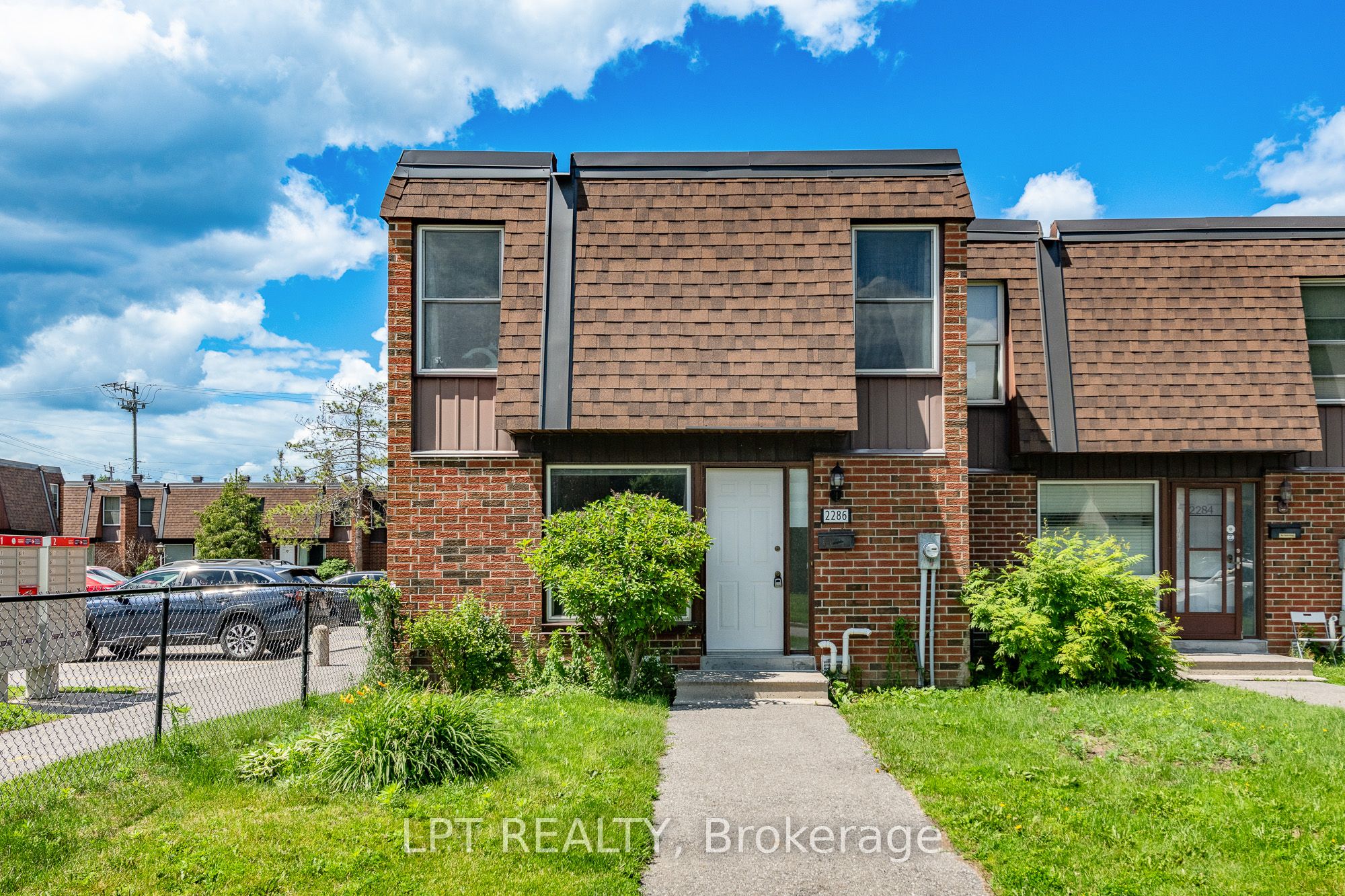2286 Cotters Crescent Property Photo 1
