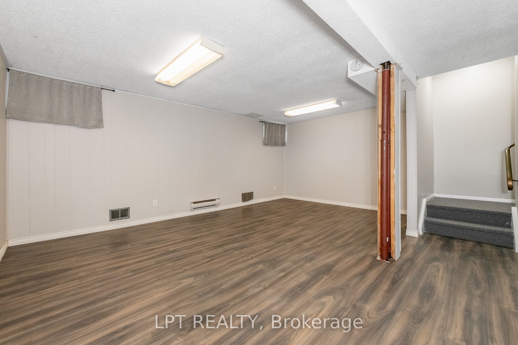 2286 Cotters Crescent Property Photo 23