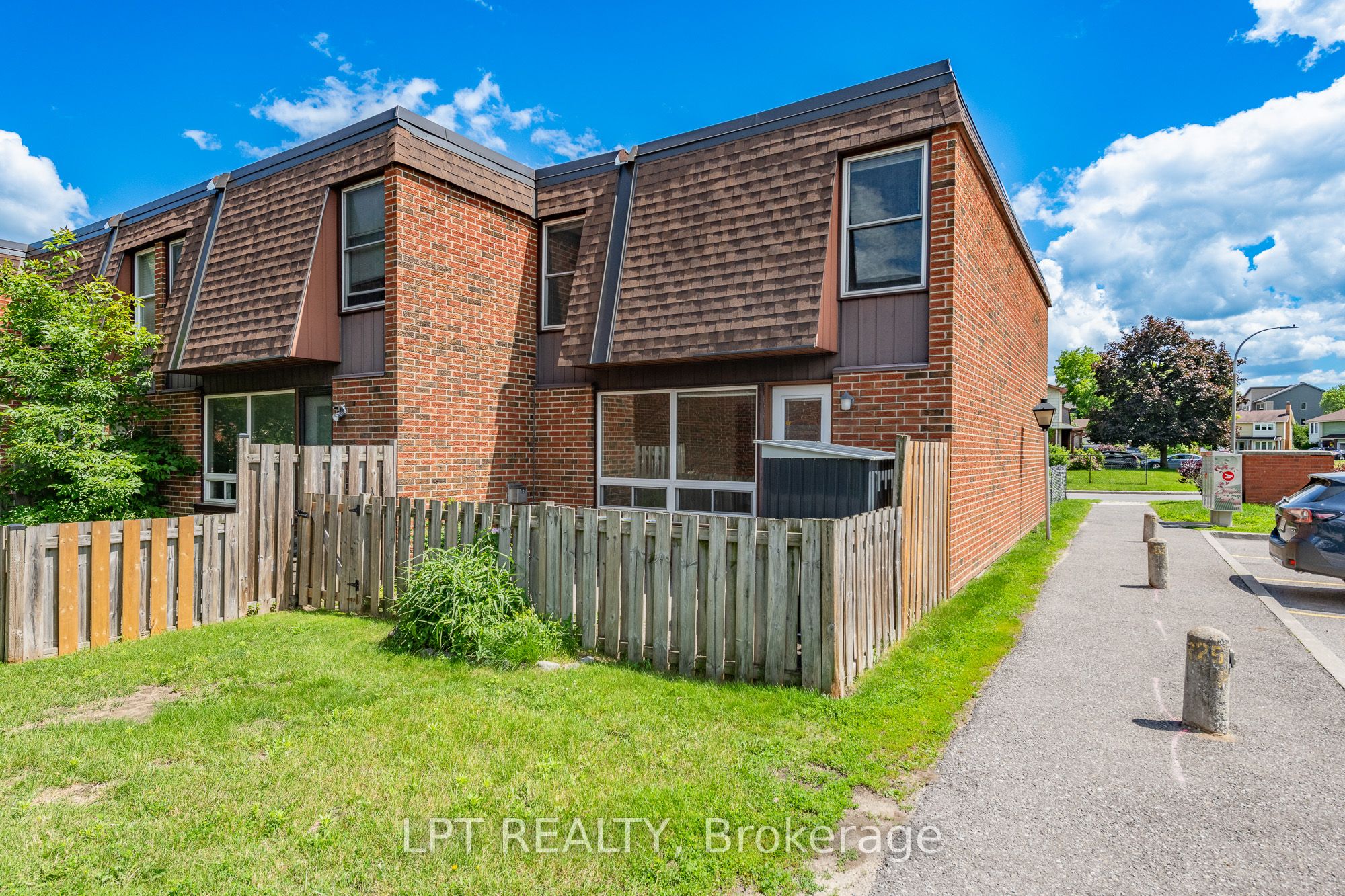 2286 Cotters Crescent Property Photo 25