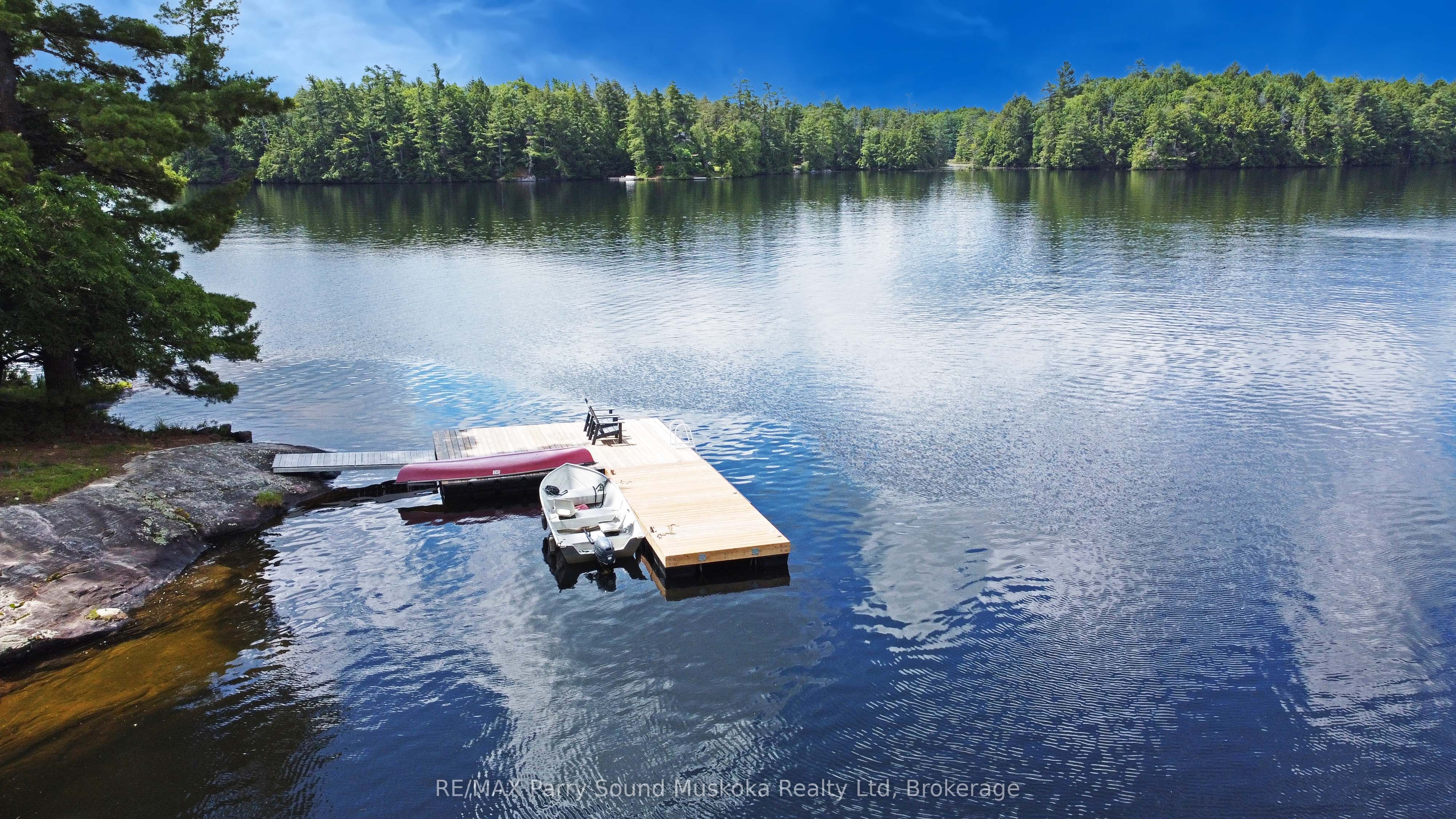 215 Crane Lake Water Property Photo 7