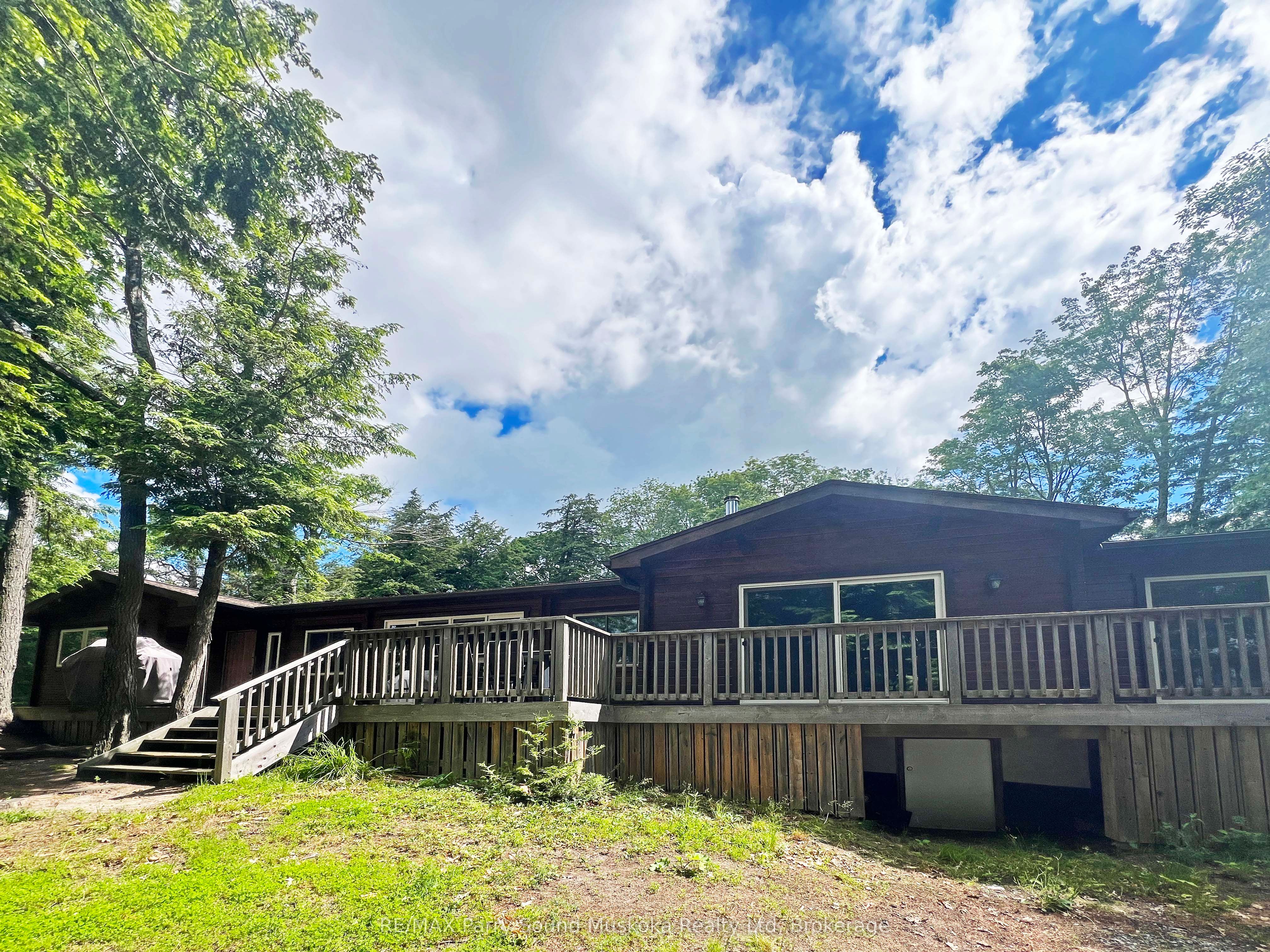 215 Crane Lake Water Property Photo 14