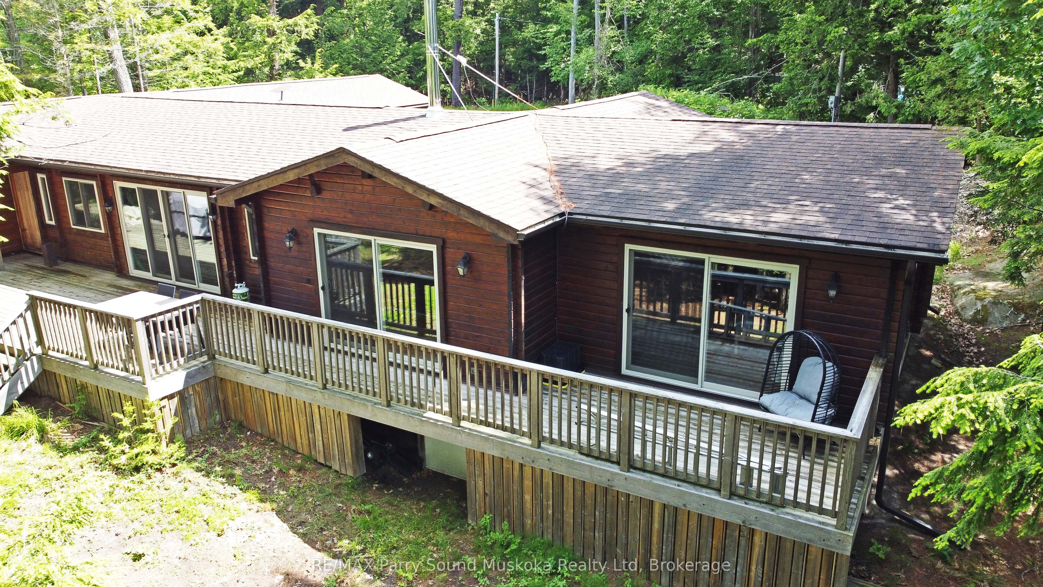 215 Crane Lake Water Property Photo 15